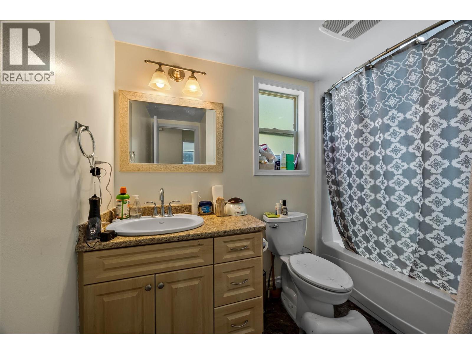 1848 Paul Lake Road, Kamloops