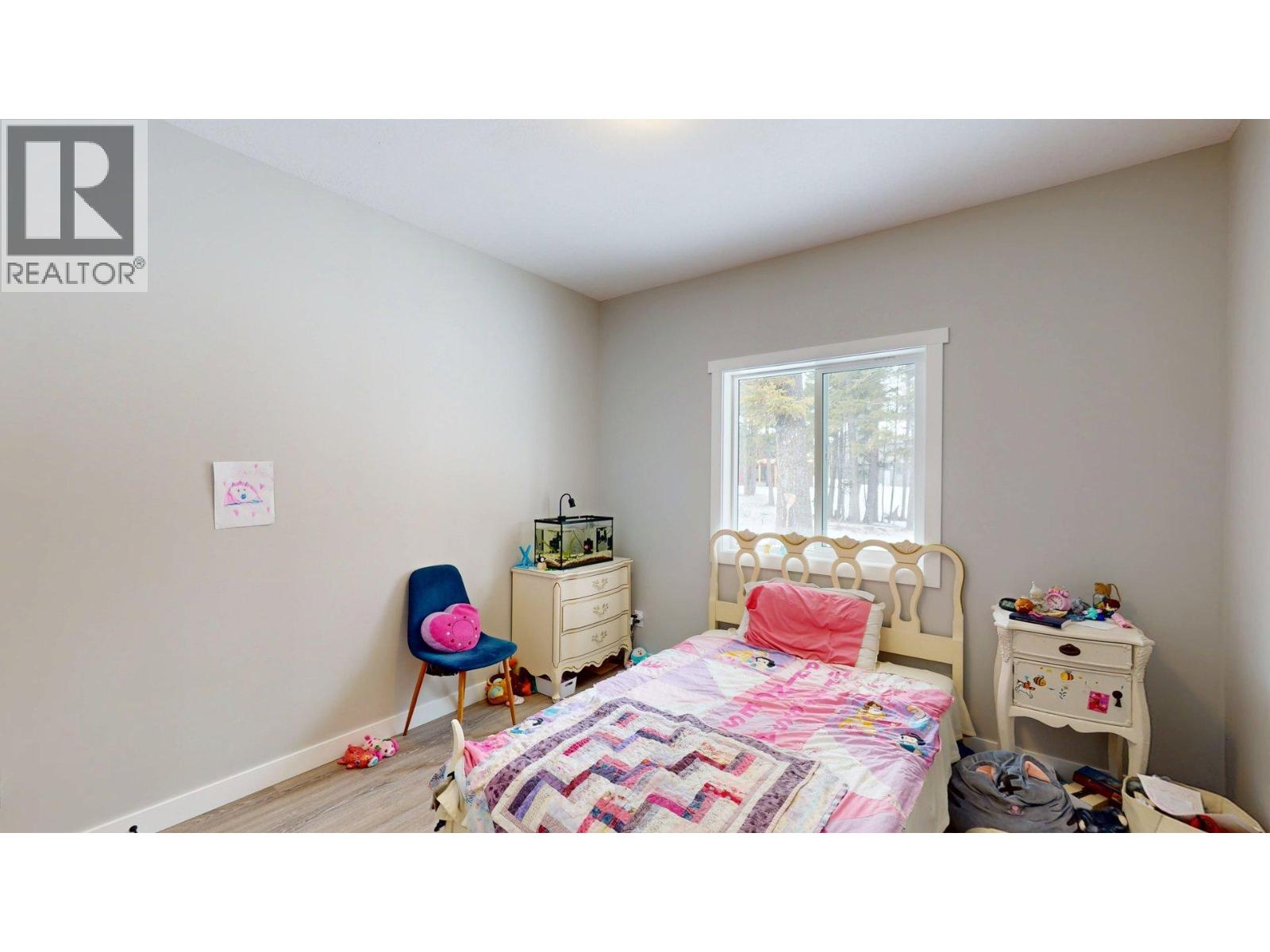 2258 Black Hawk Drive, Sparwood