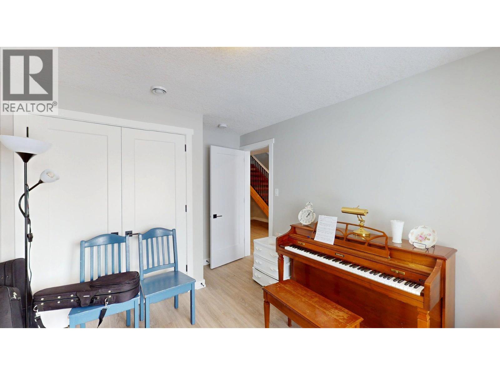 2258 Black Hawk Drive, Sparwood