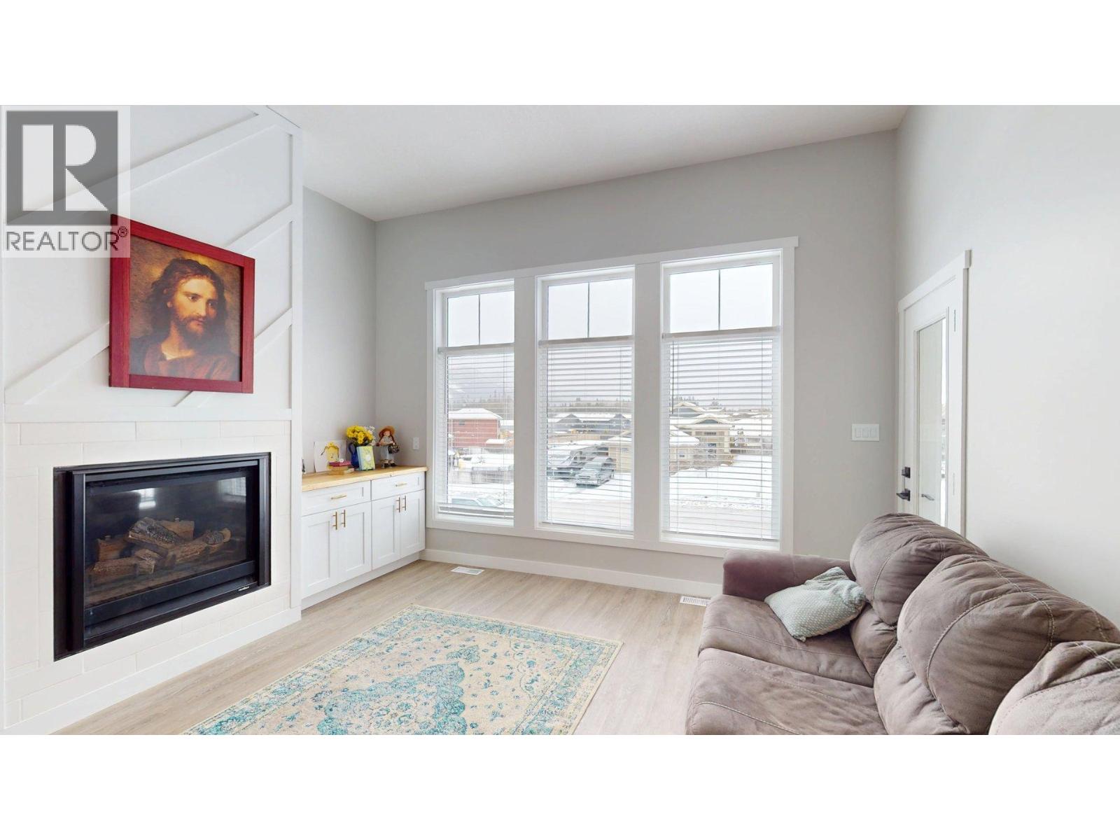 2258 Black Hawk Drive, Sparwood