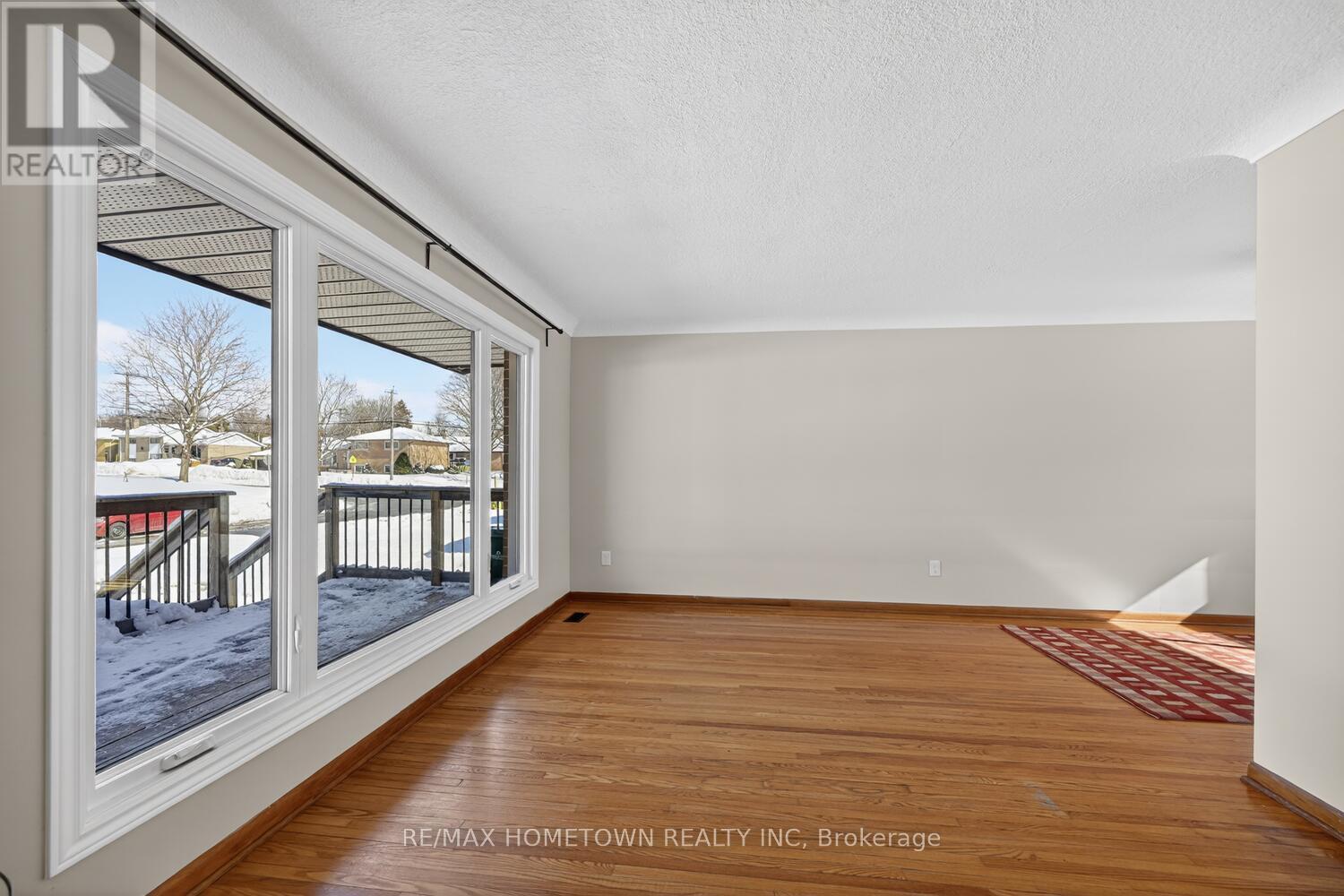 189 REYNOLDS DRIVE - 10