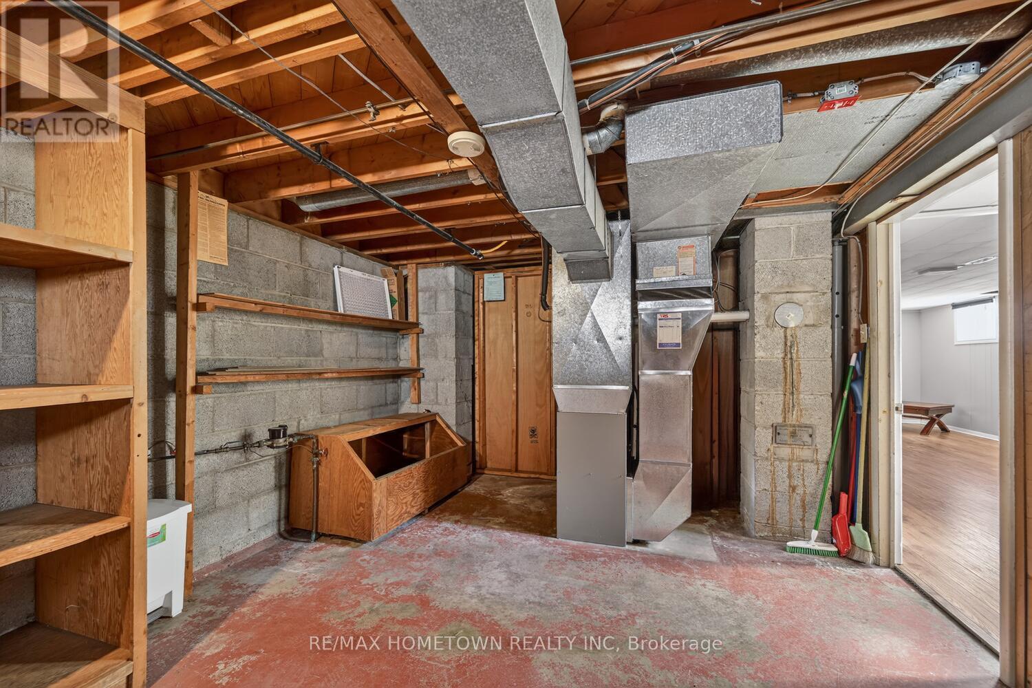 189 REYNOLDS DRIVE - 31