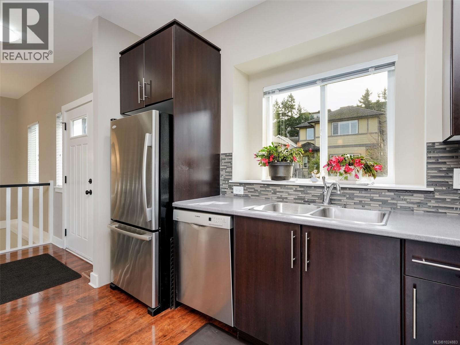  1236 Freshwater Crescent, Langford