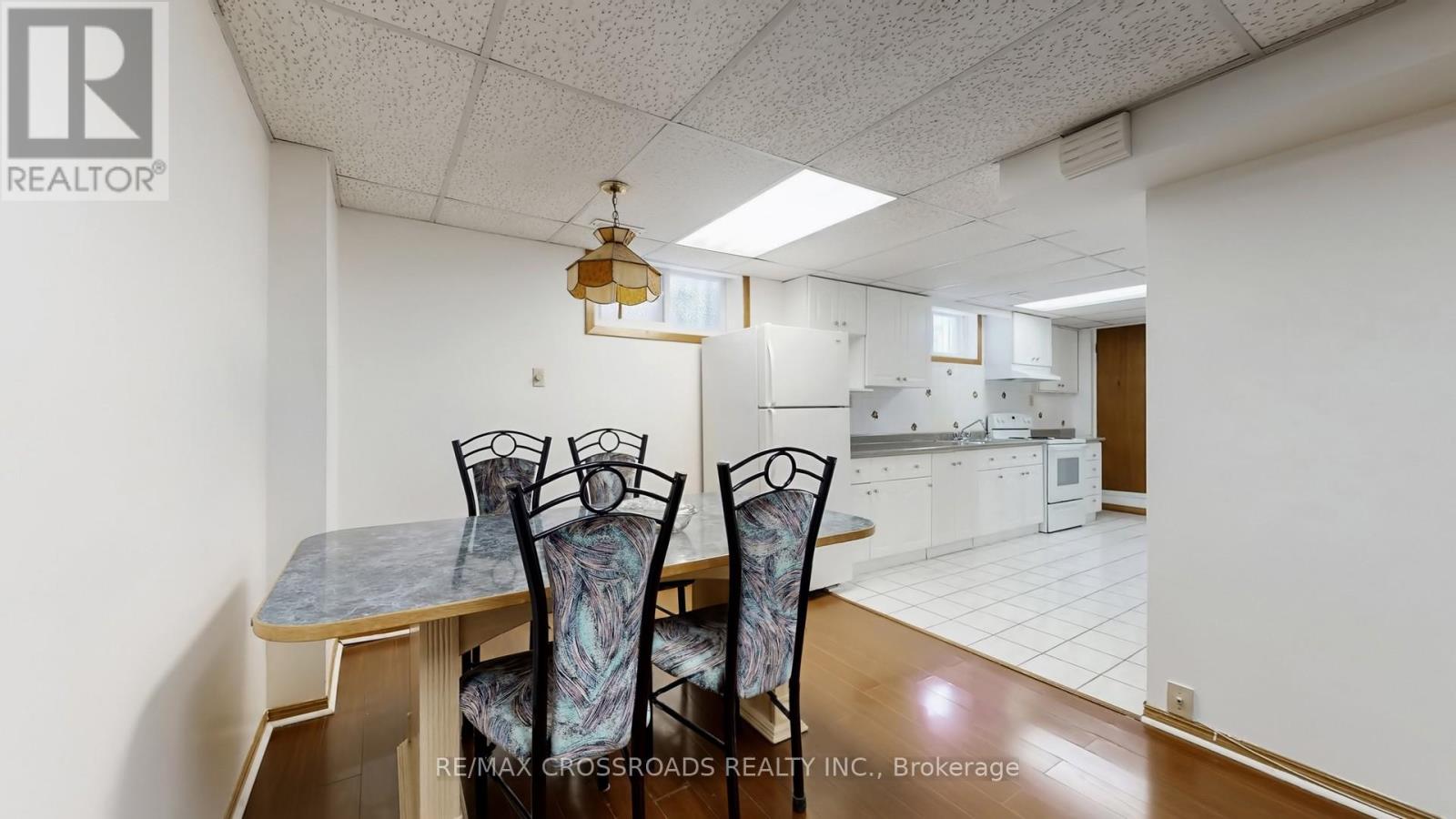 Single Family House for Sale in A WANSTEAD AVENUE Toronto (Oakridge) 