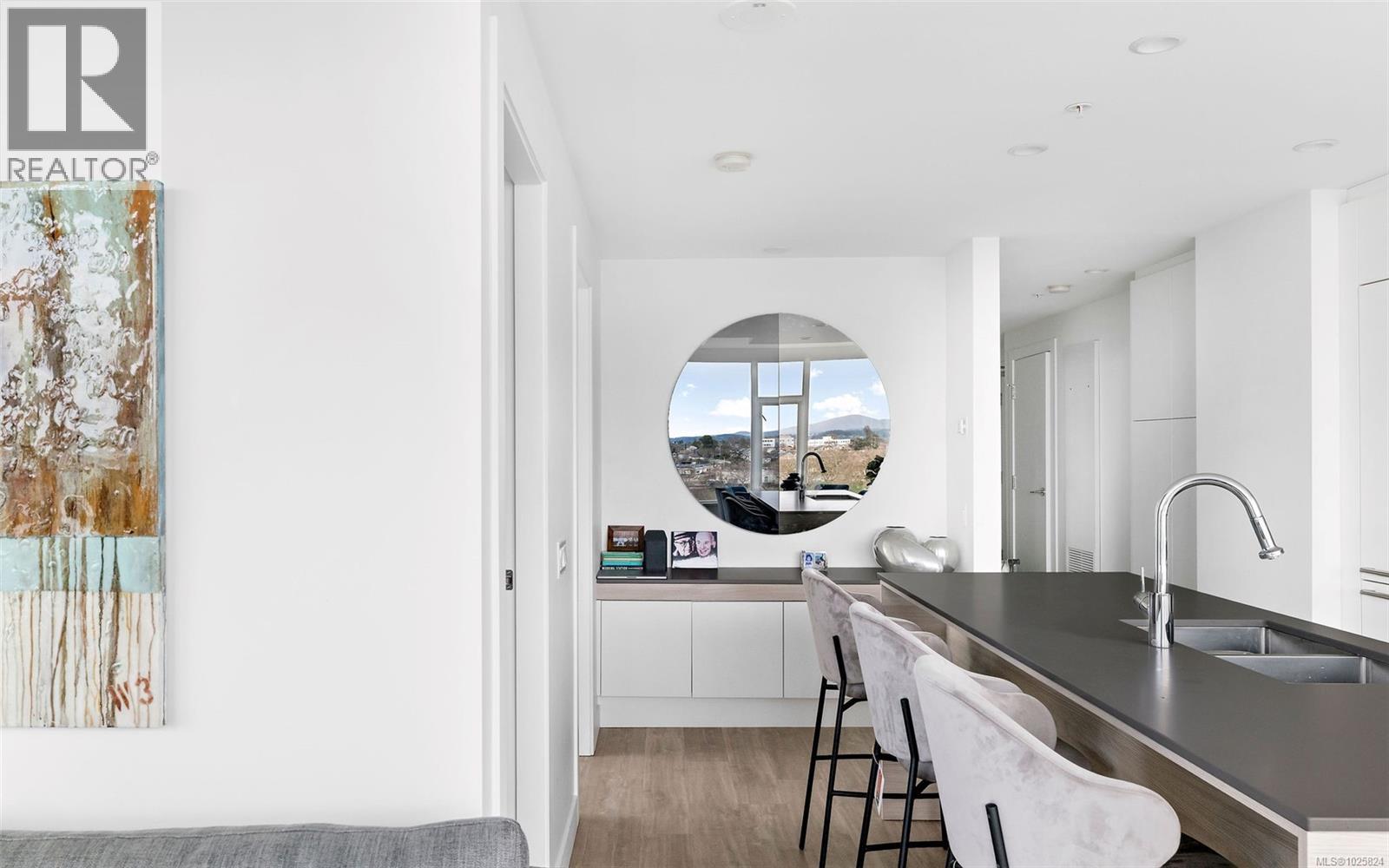 705 60 Saghalie Road, Victoria