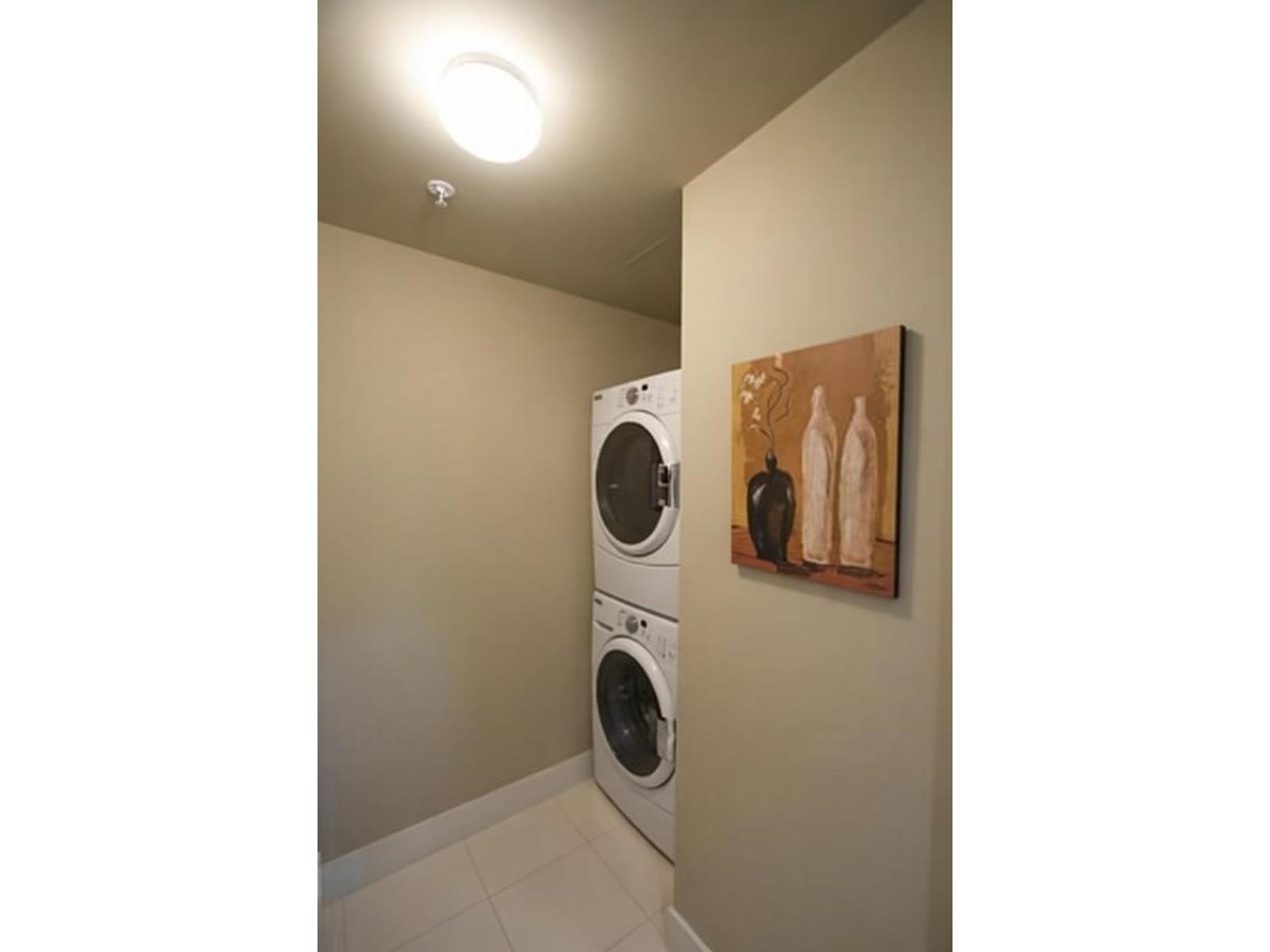 1705 15152 RUSSELL AVENUE, White Rock