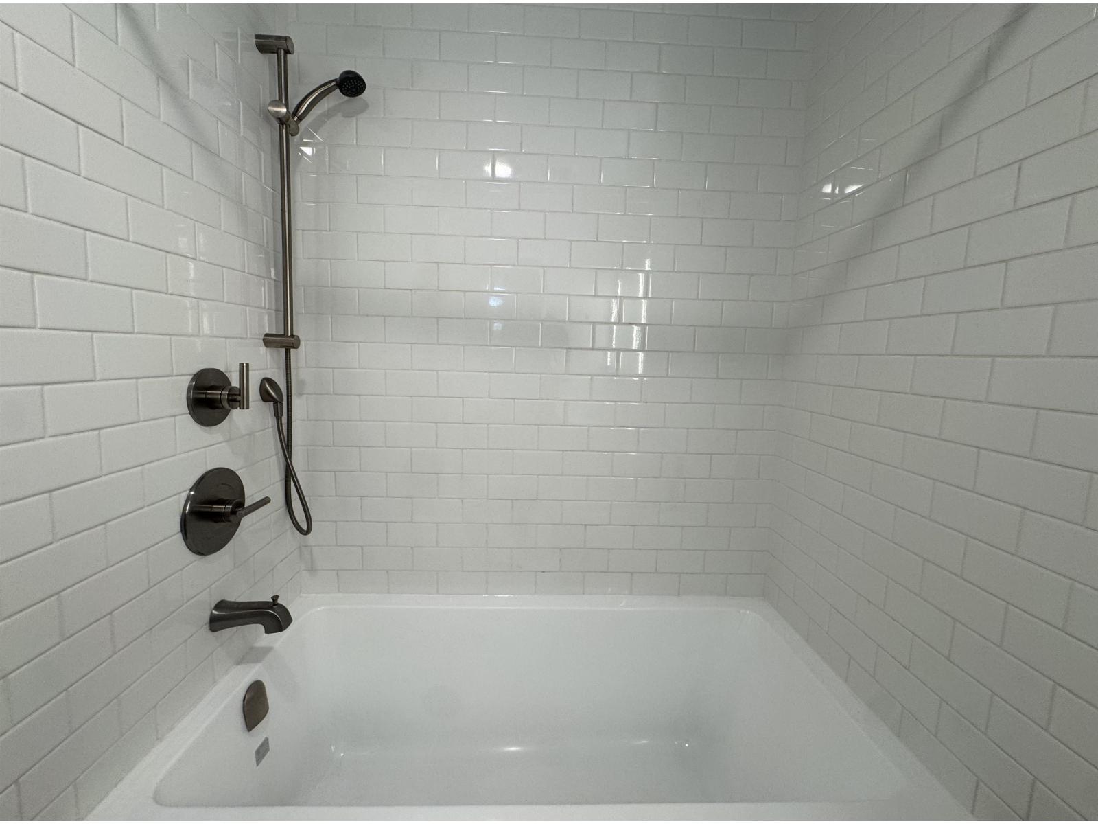 #124-11806 88 Avenue, Delta