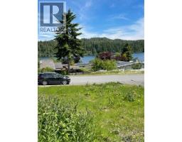 6110 Hunt St, Port Hardy, BC V0N2P0 Photo 6
