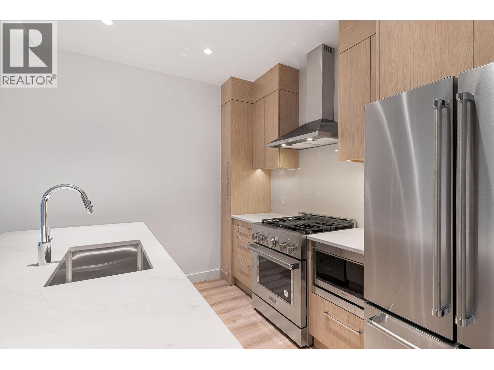 3071 Abbott Street - 4