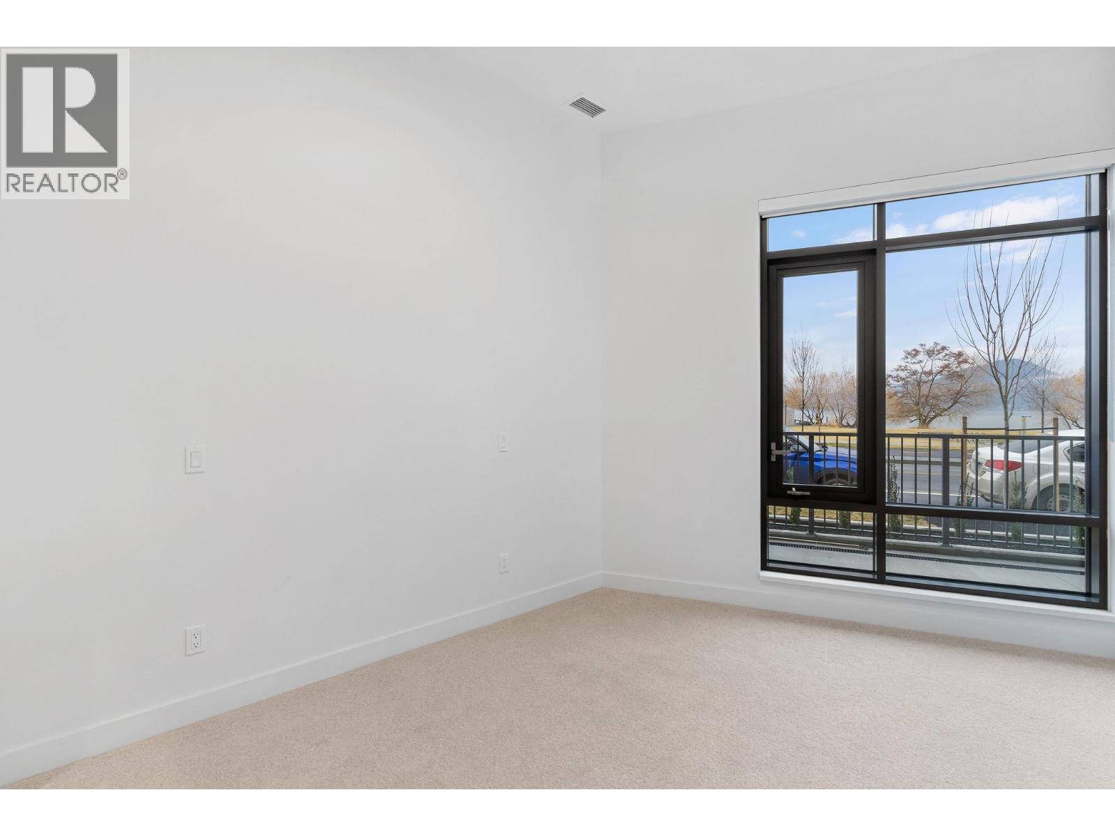  3071 Abbott Street, Kelowna