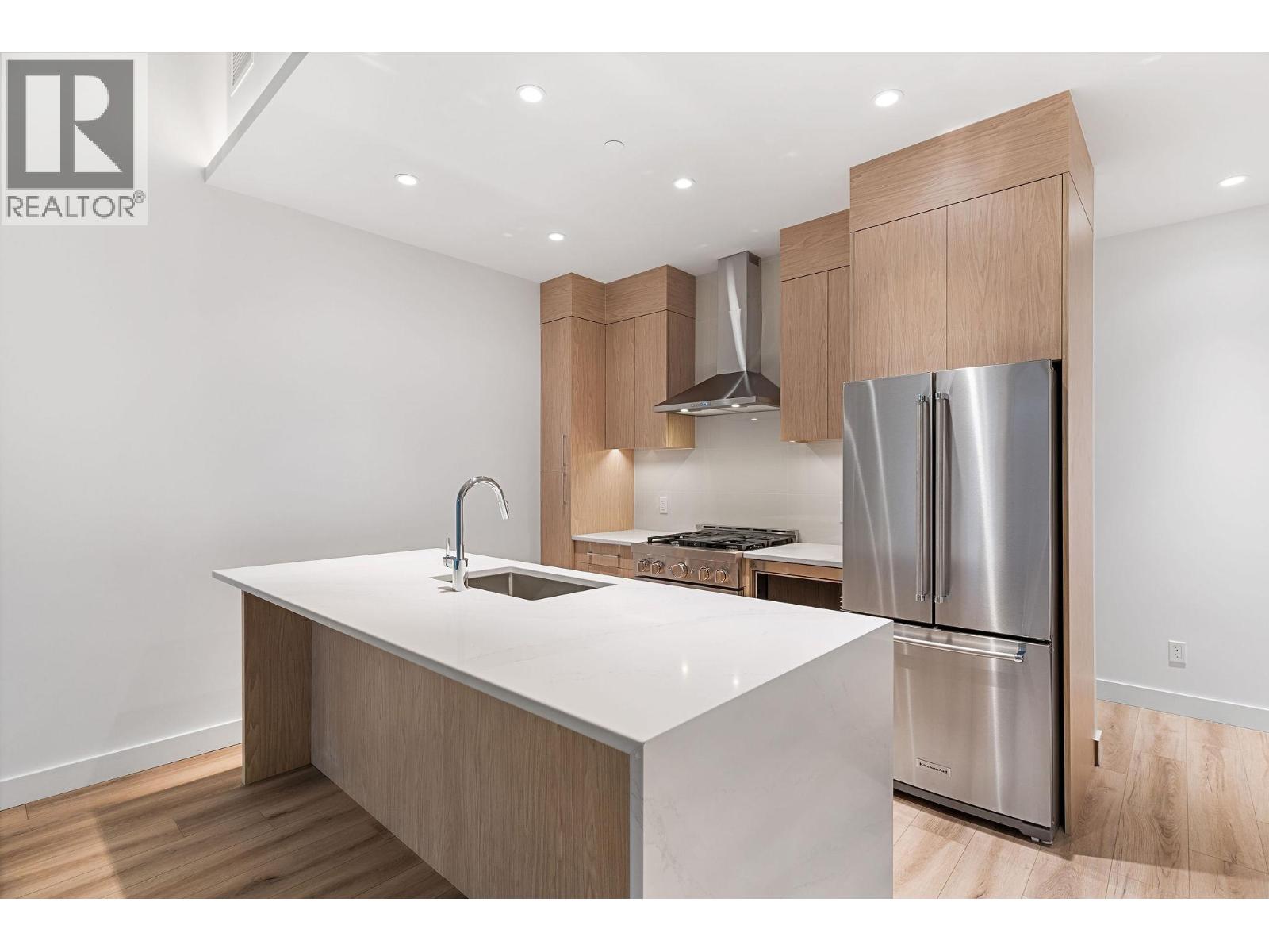 3071 Abbott Street - 3