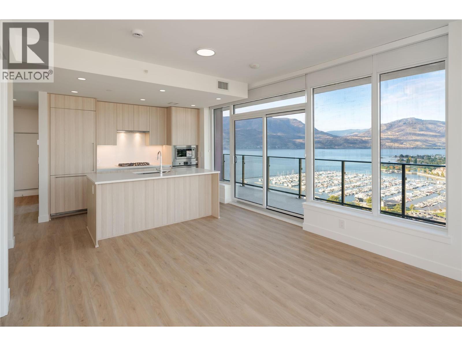 2202 1626 Water Street, Kelowna