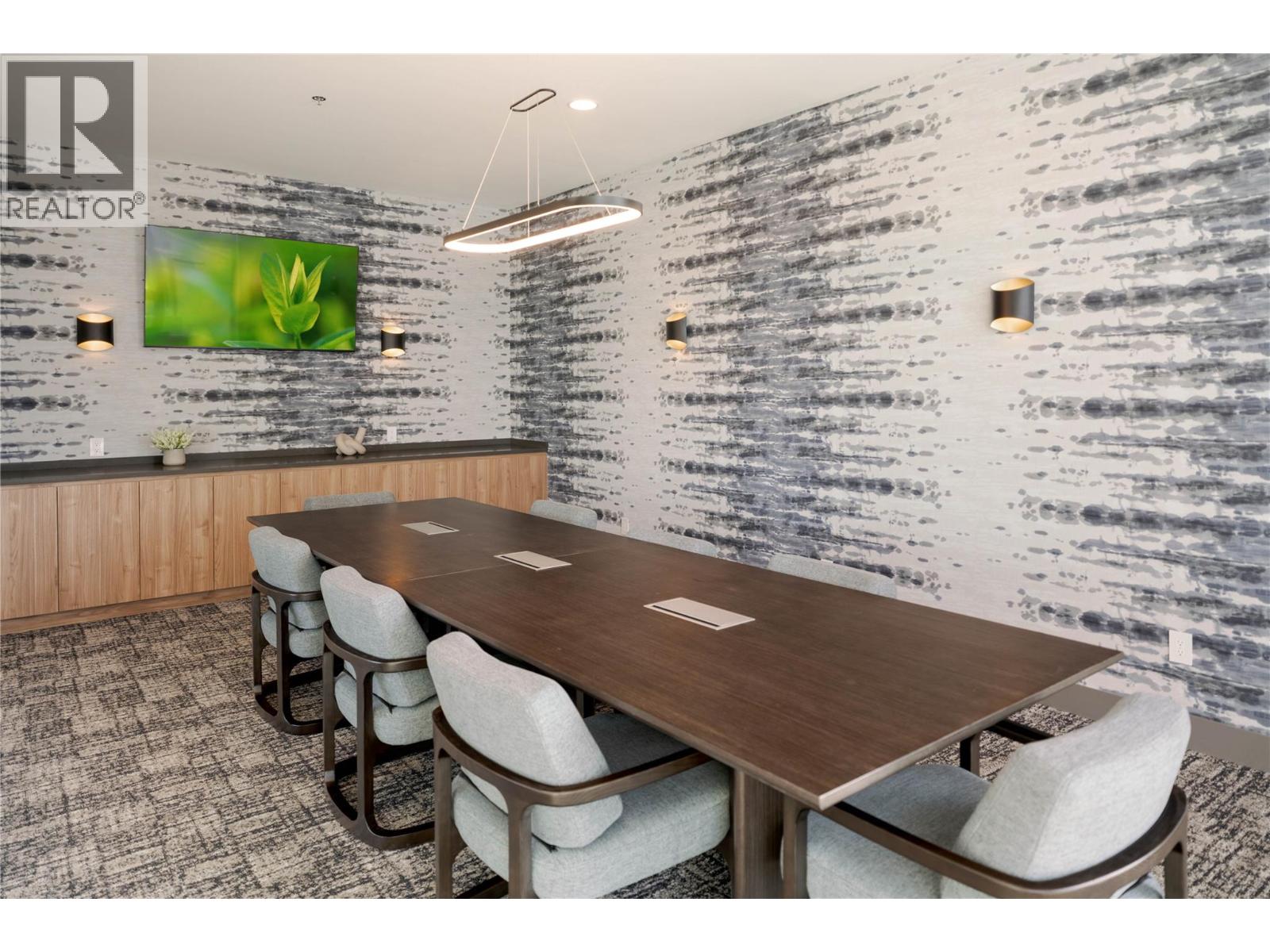 #2202 1626 Water Street - 52