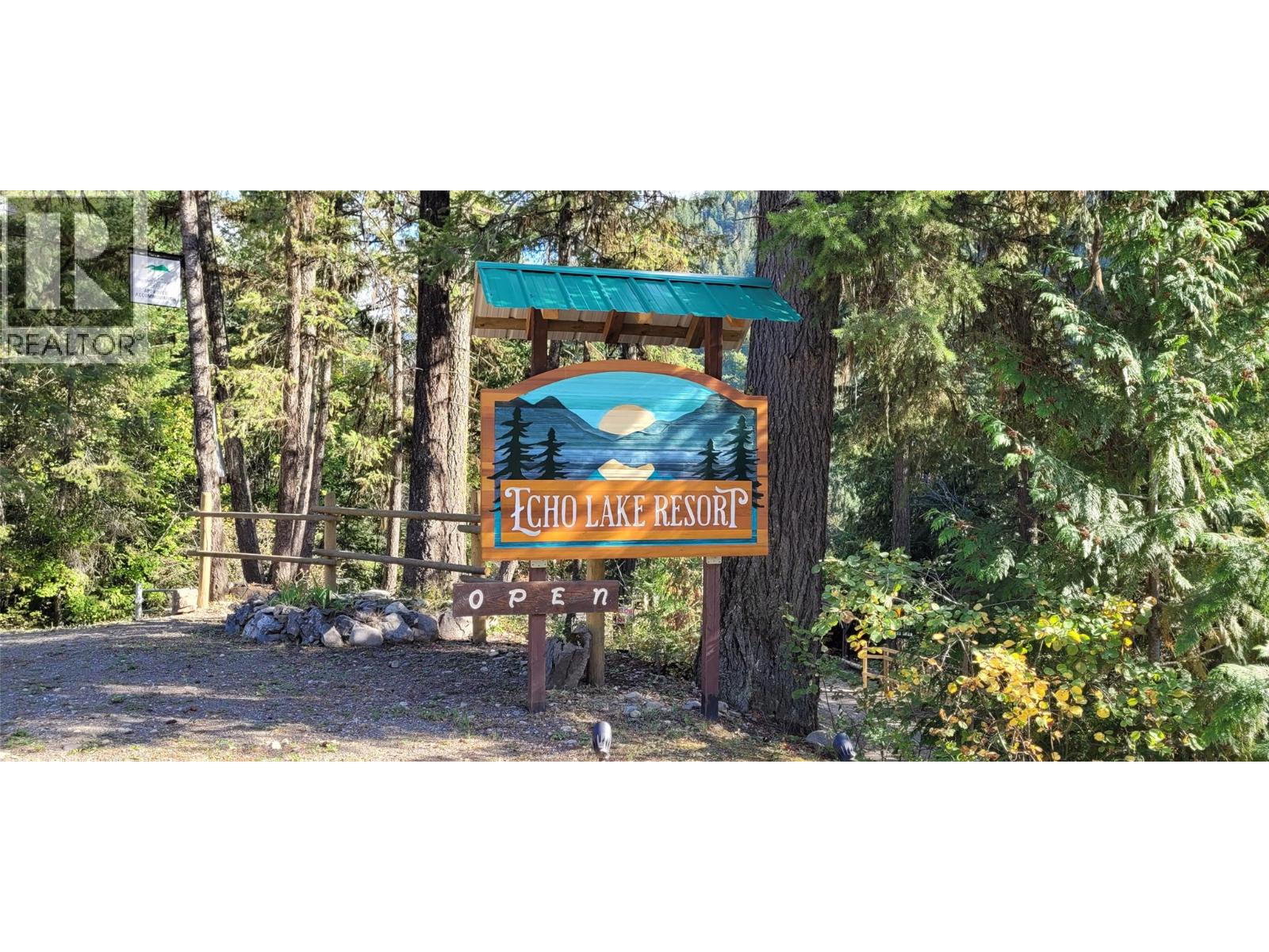 2126 Creighton Valley Road - photo 2