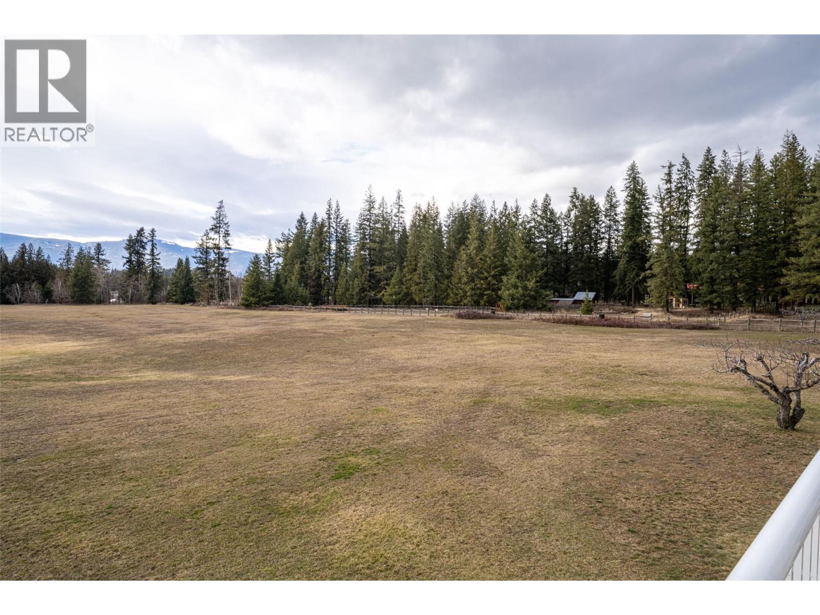 1851 70 Street SE, Salmon Arm