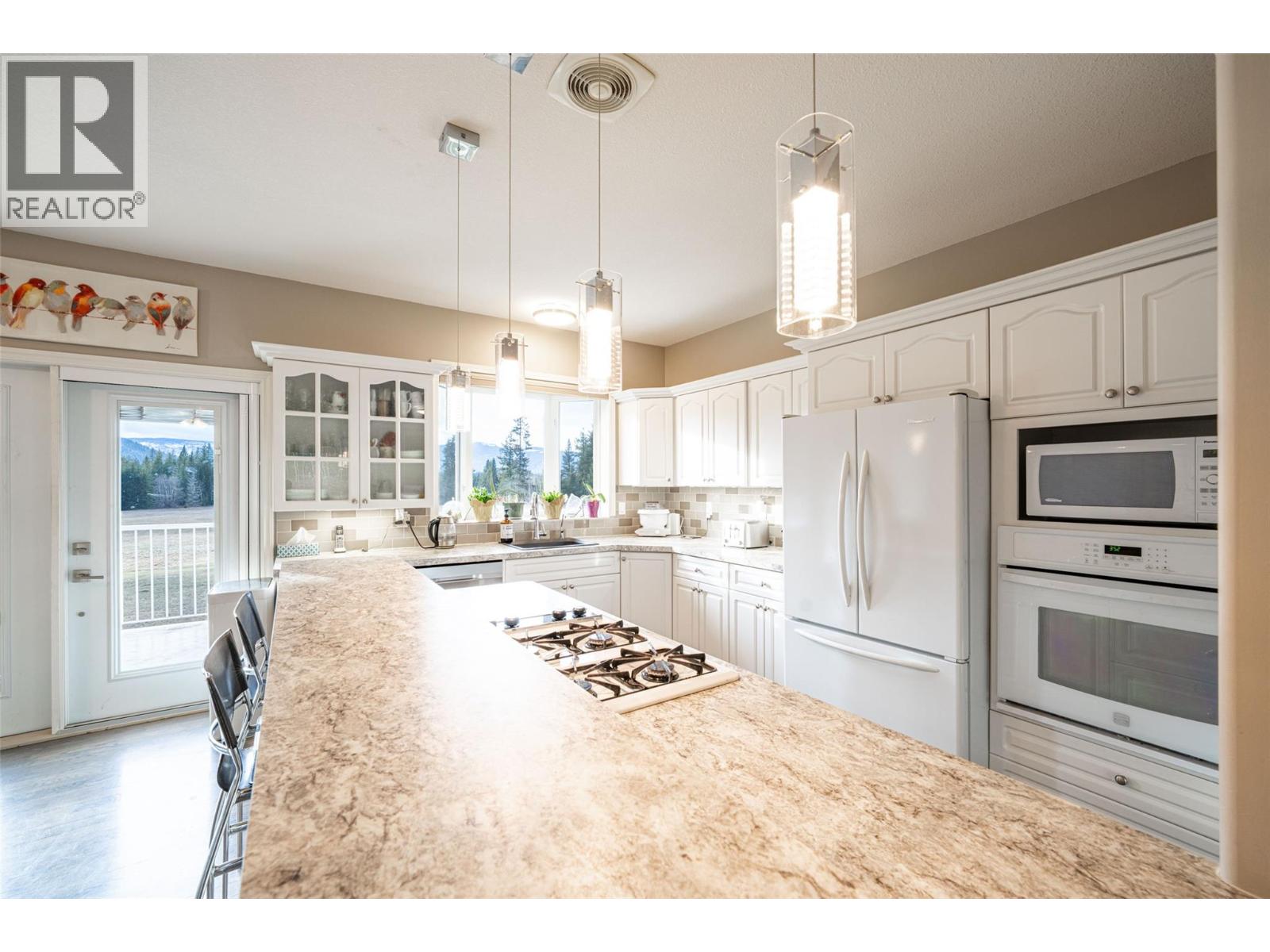 1851 70 Street SE, Salmon Arm