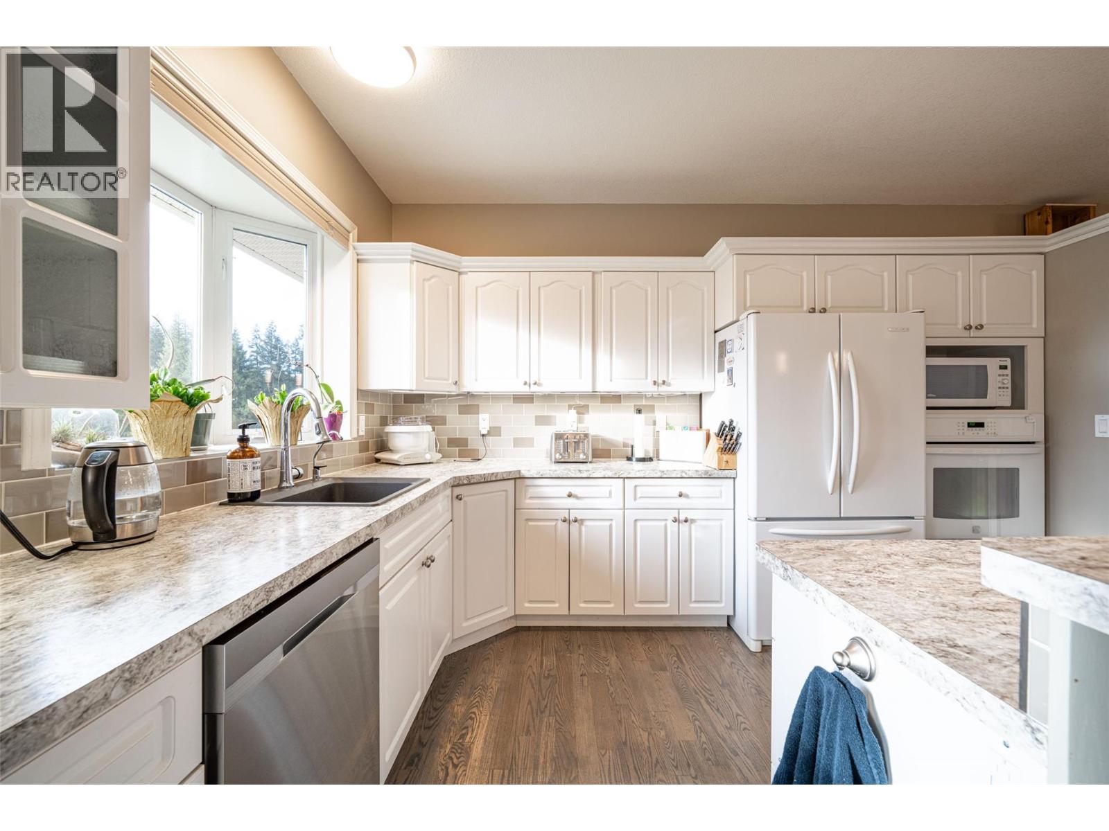 1851 70 Street SE, Salmon Arm