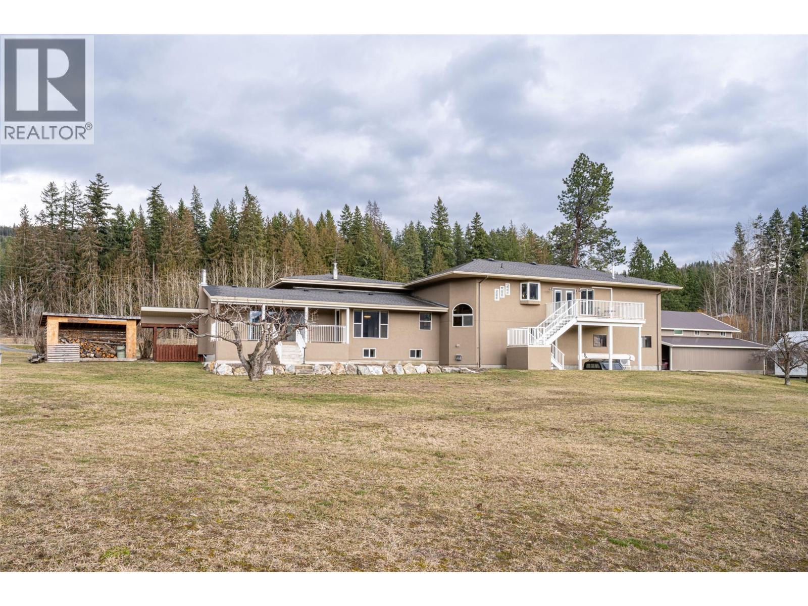 1851 70 Street SE, Salmon Arm