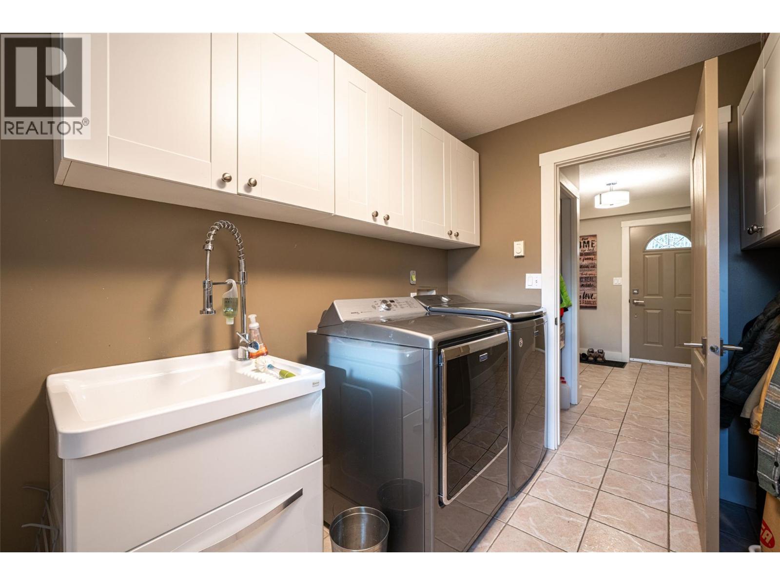 1851 70 Street SE, Salmon Arm