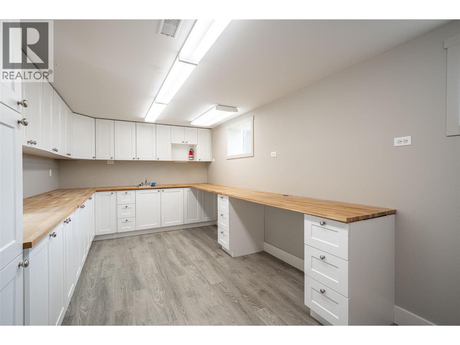 1851 70 Street SE, Salmon Arm