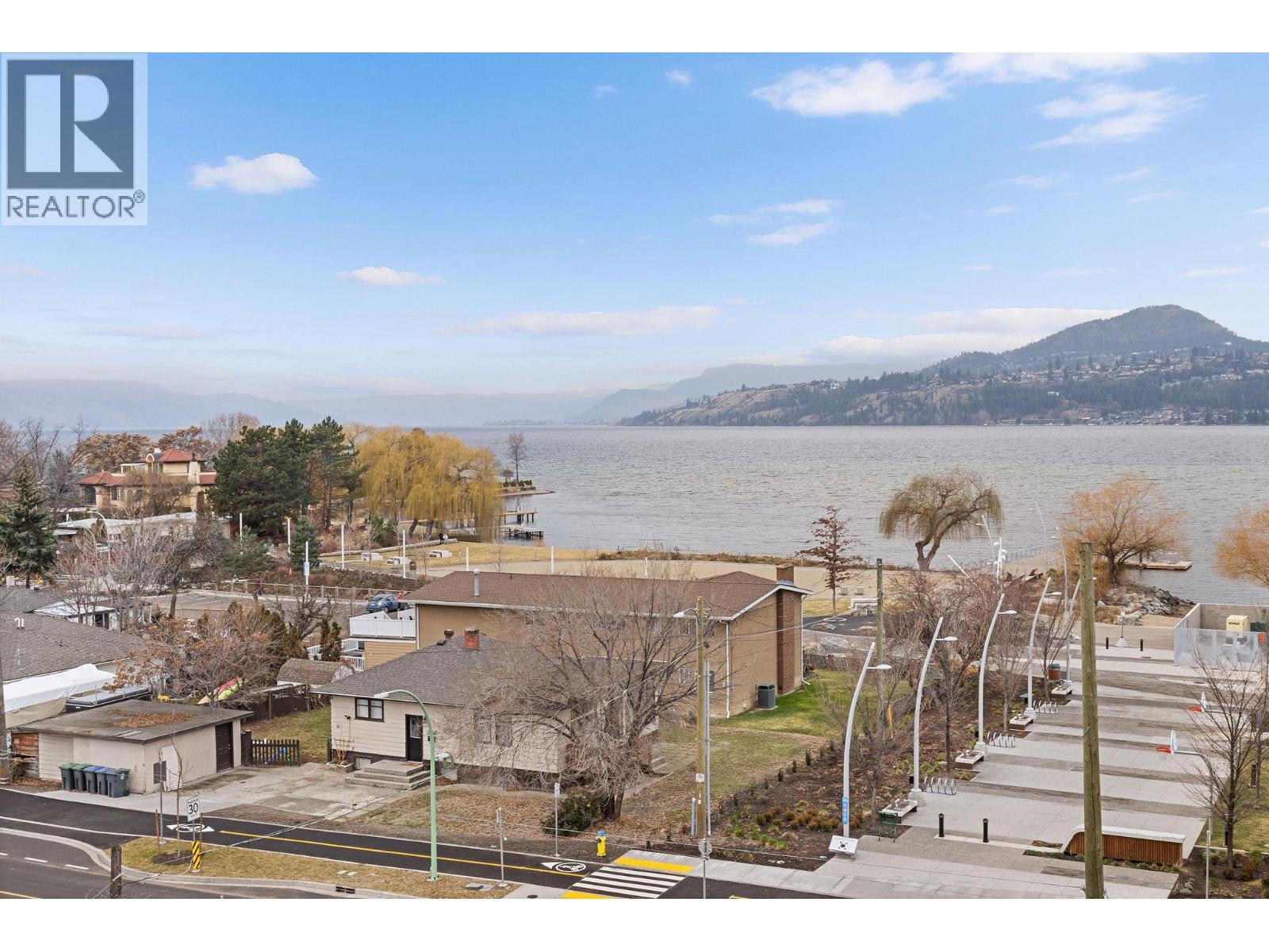 310 3051 Abbott Street, Kelowna