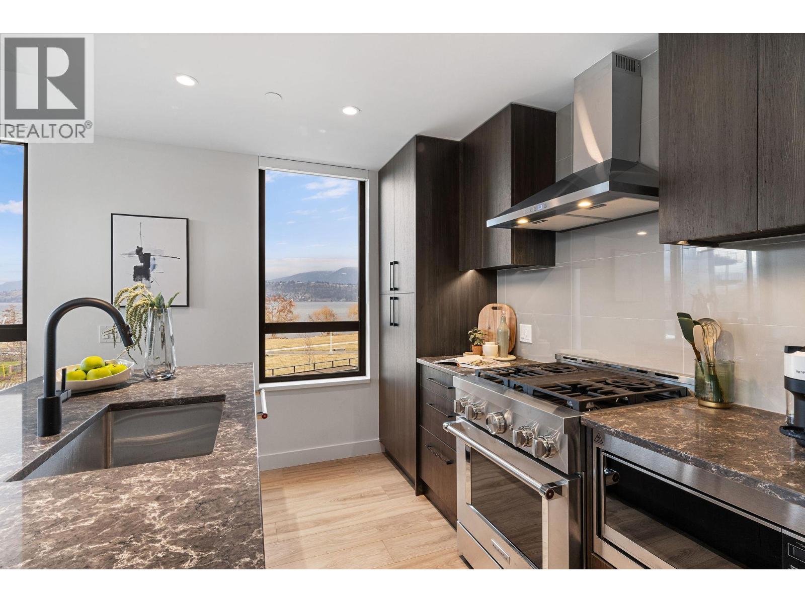 3051 Abbott Street Unit# 311, Kelowna