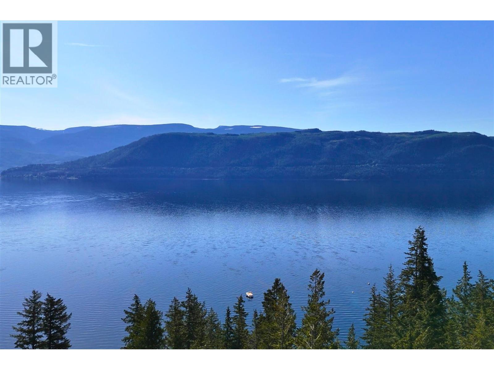  Sunnybrae Canoe Point Road, Tappen