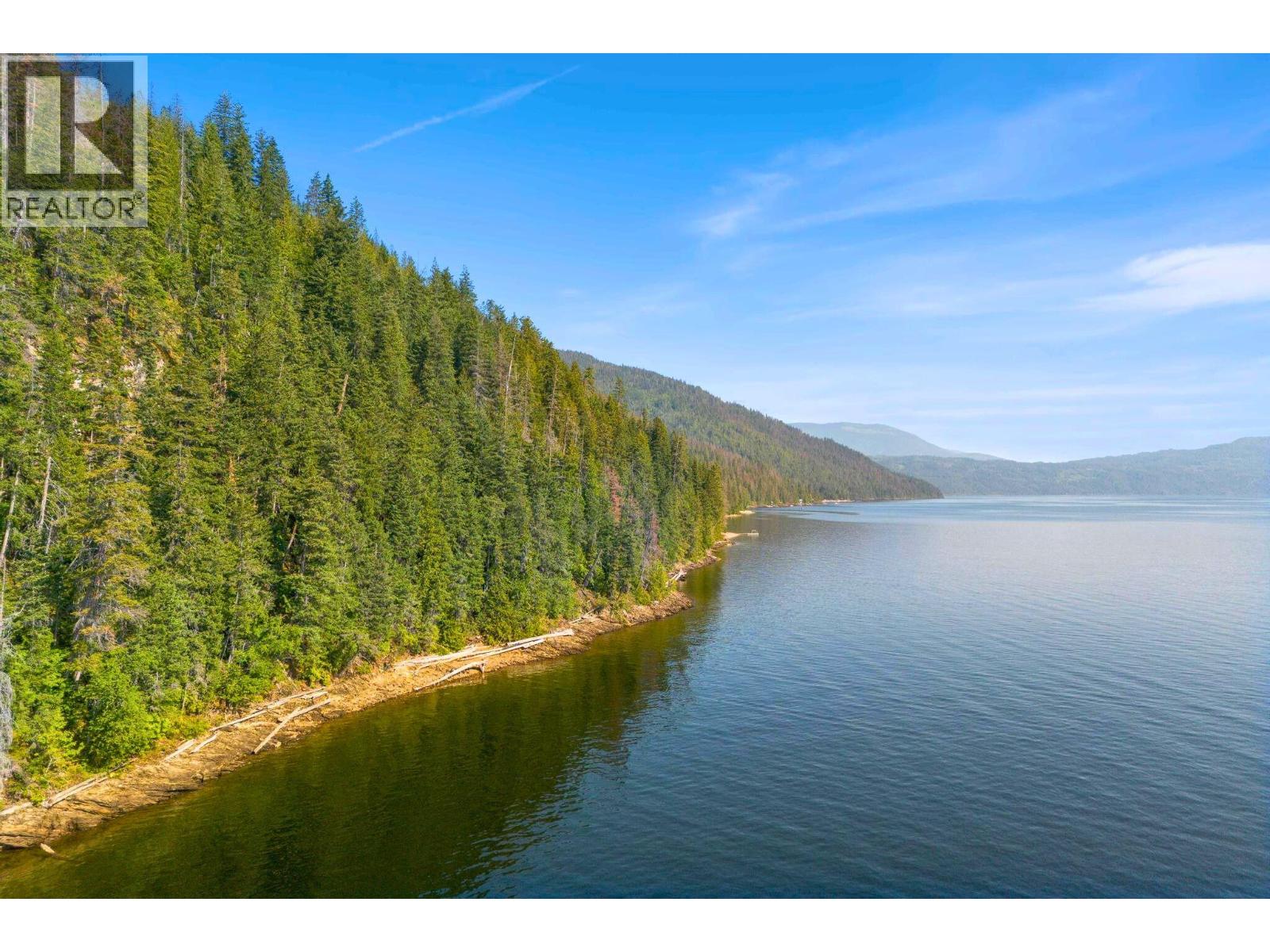  Sunnybrae Canoe Point Road, Tappen