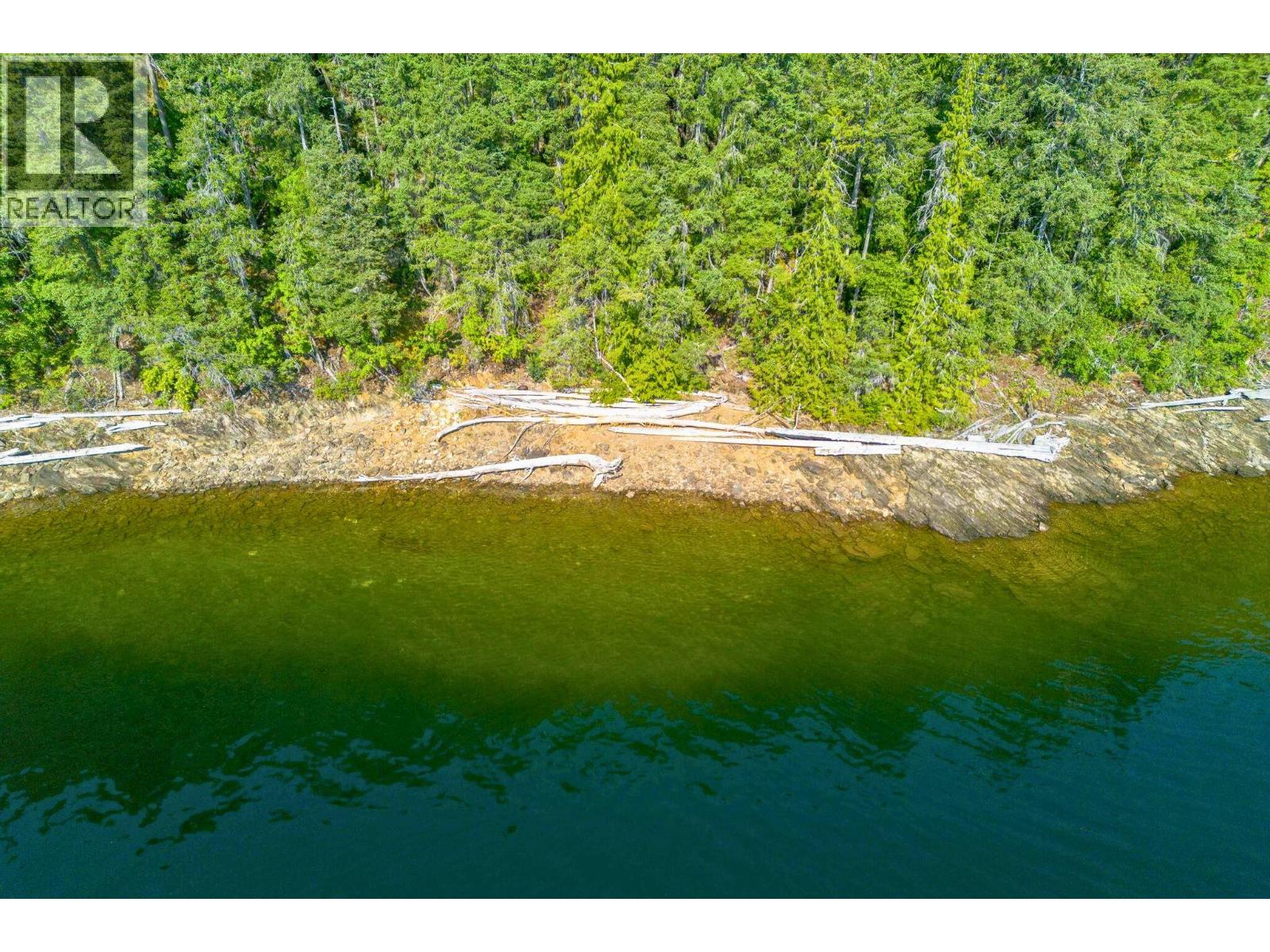  Sunnybrae Canoe Point Road, Tappen