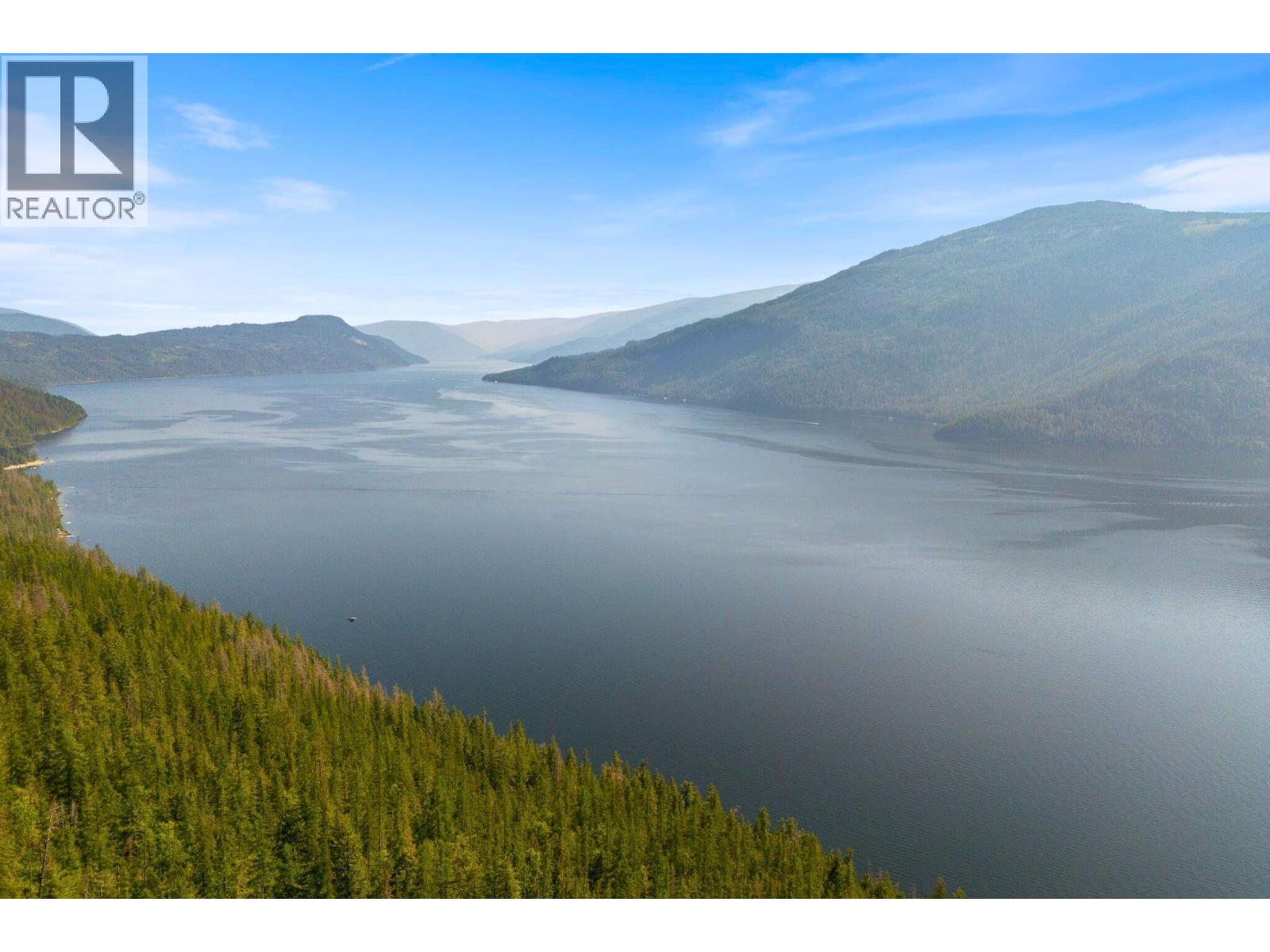  Sunnybrae Canoe Point Road, Tappen