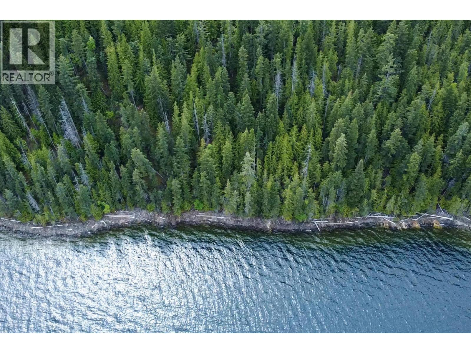  Sunnybrae Canoe Point Road, Tappen