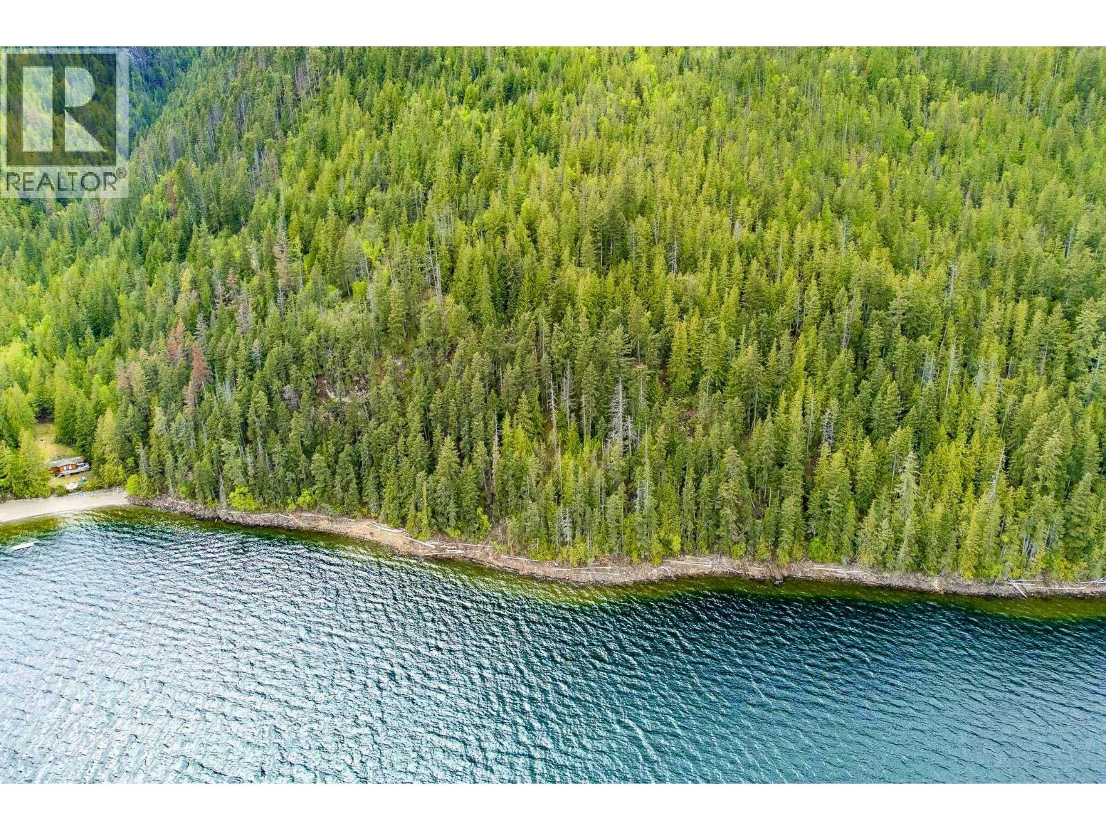  Sunnybrae Canoe Point Road, Tappen