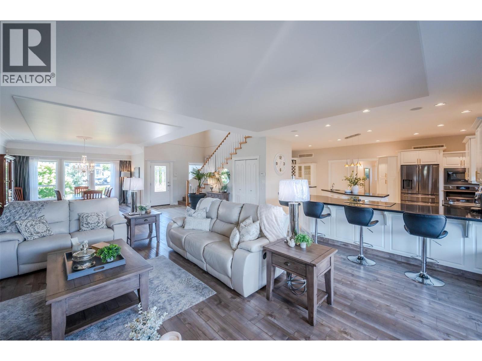 5091 Croil Avenue, Summerland