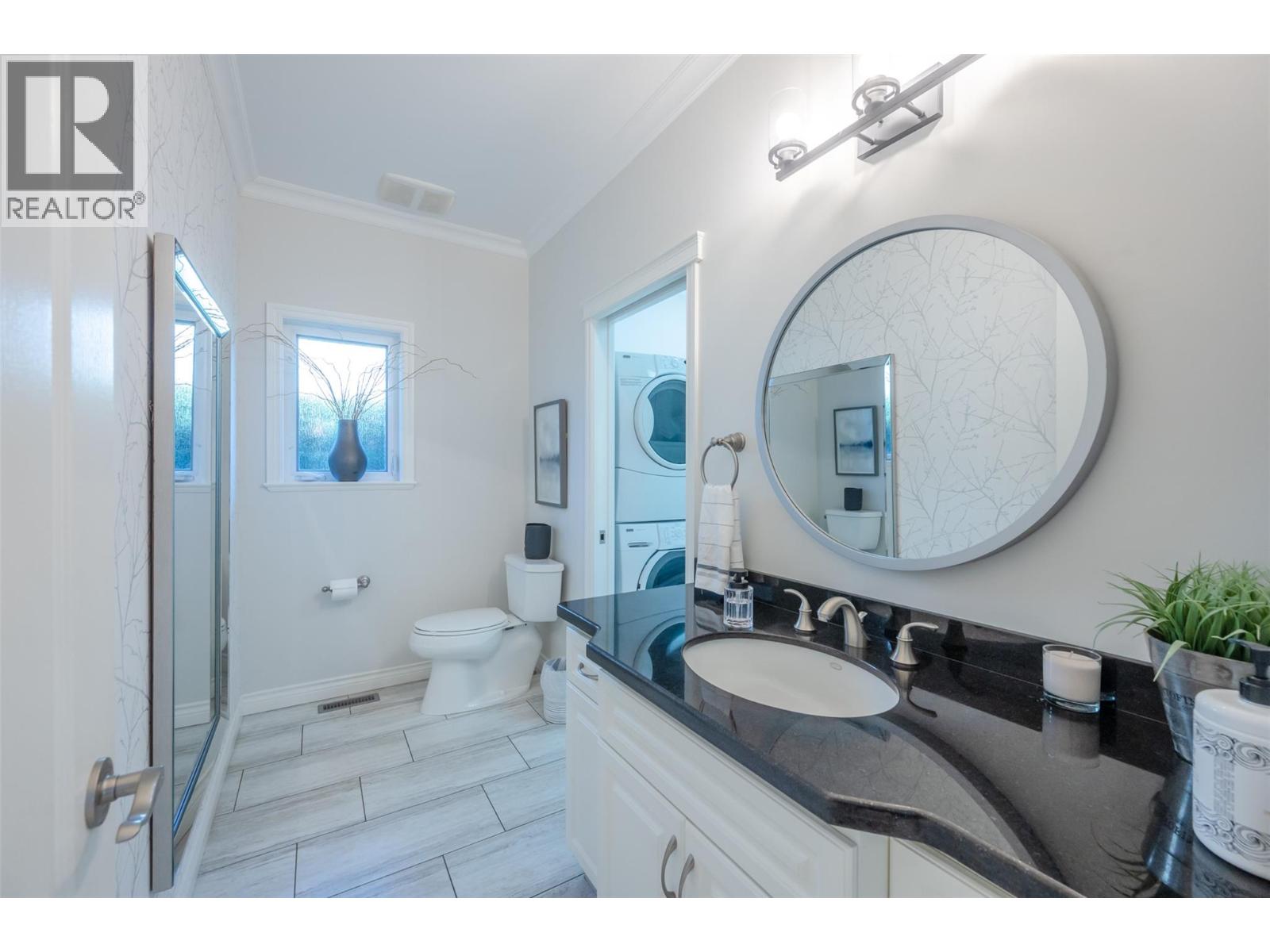 5091 Croil Avenue, Summerland