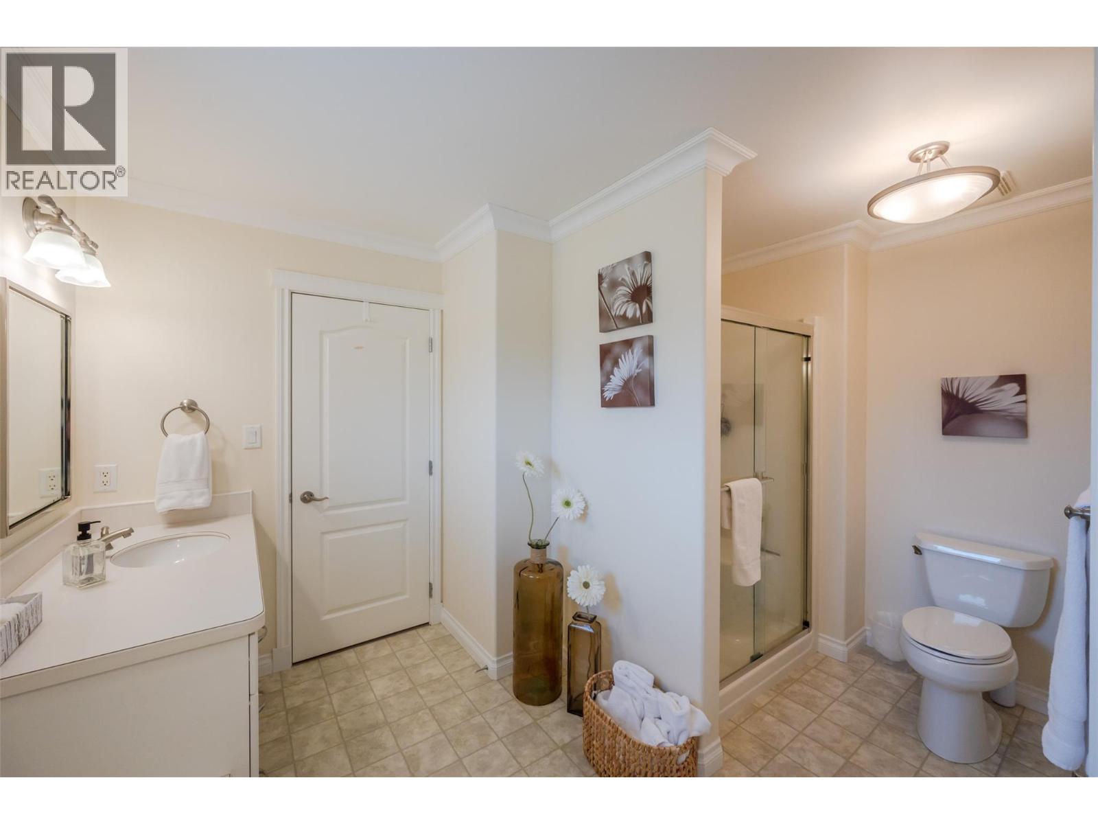 5091 Croil Avenue, Summerland