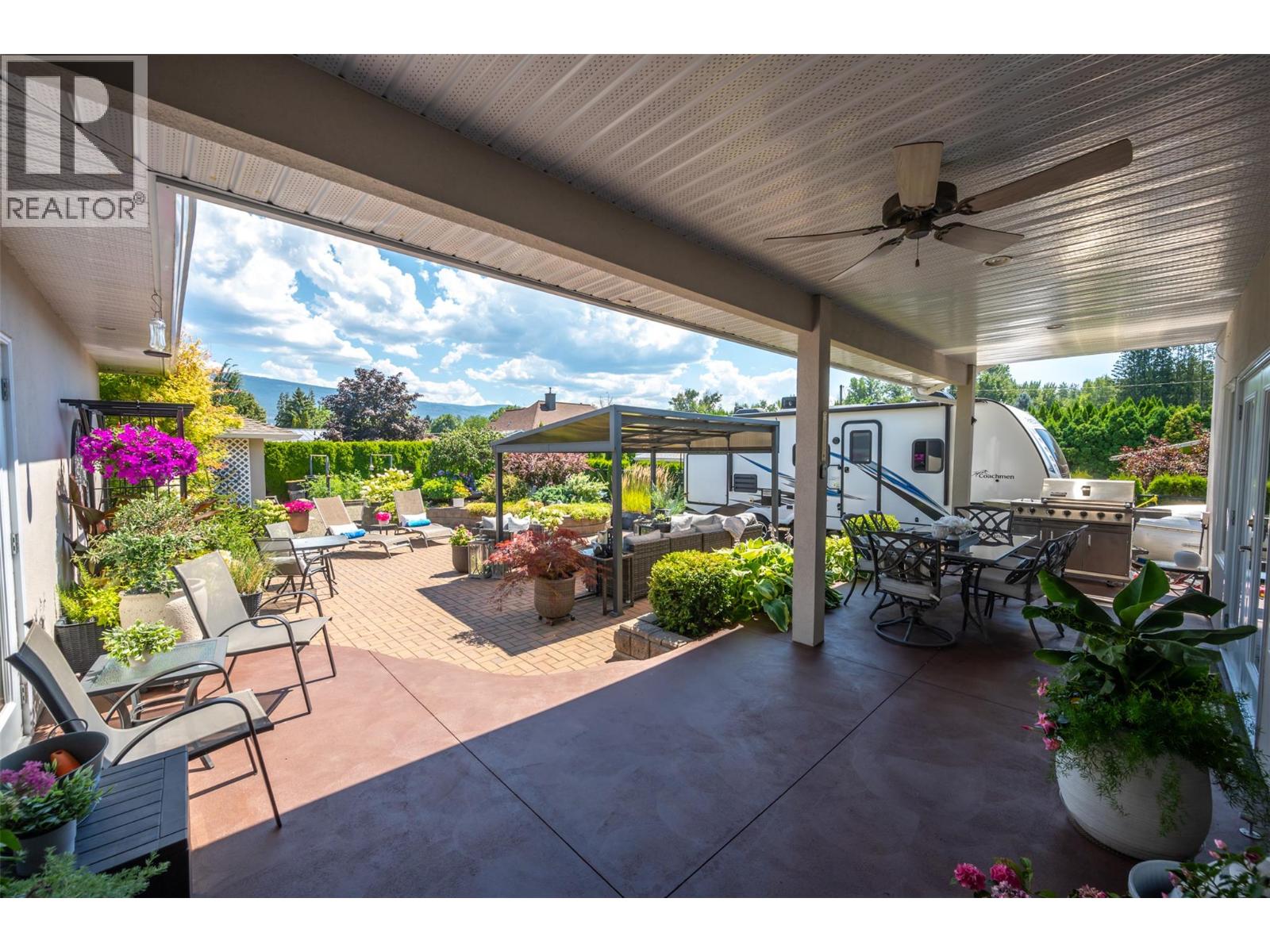 5091 Croil Avenue, Summerland