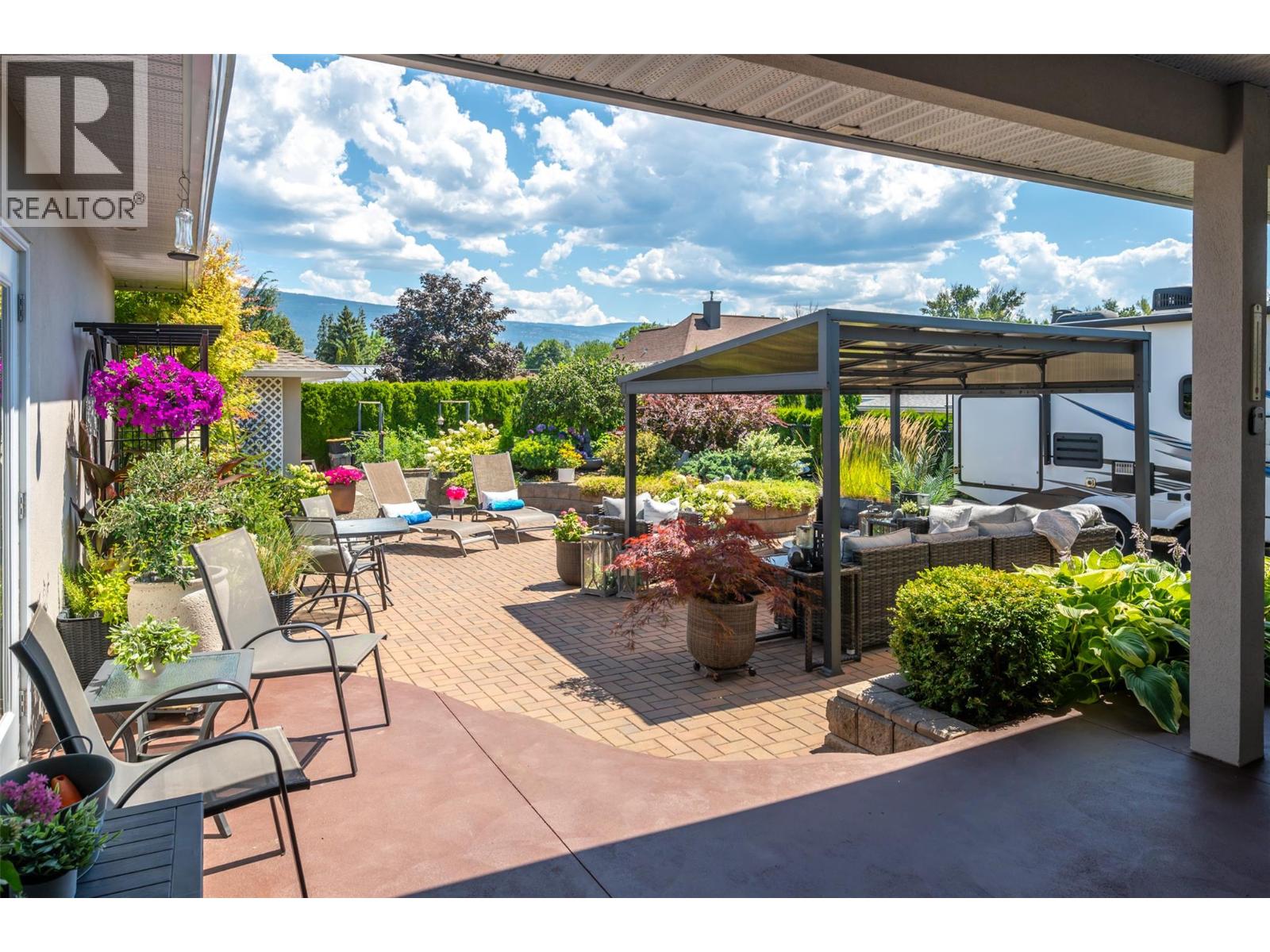 5091 Croil Avenue, Summerland