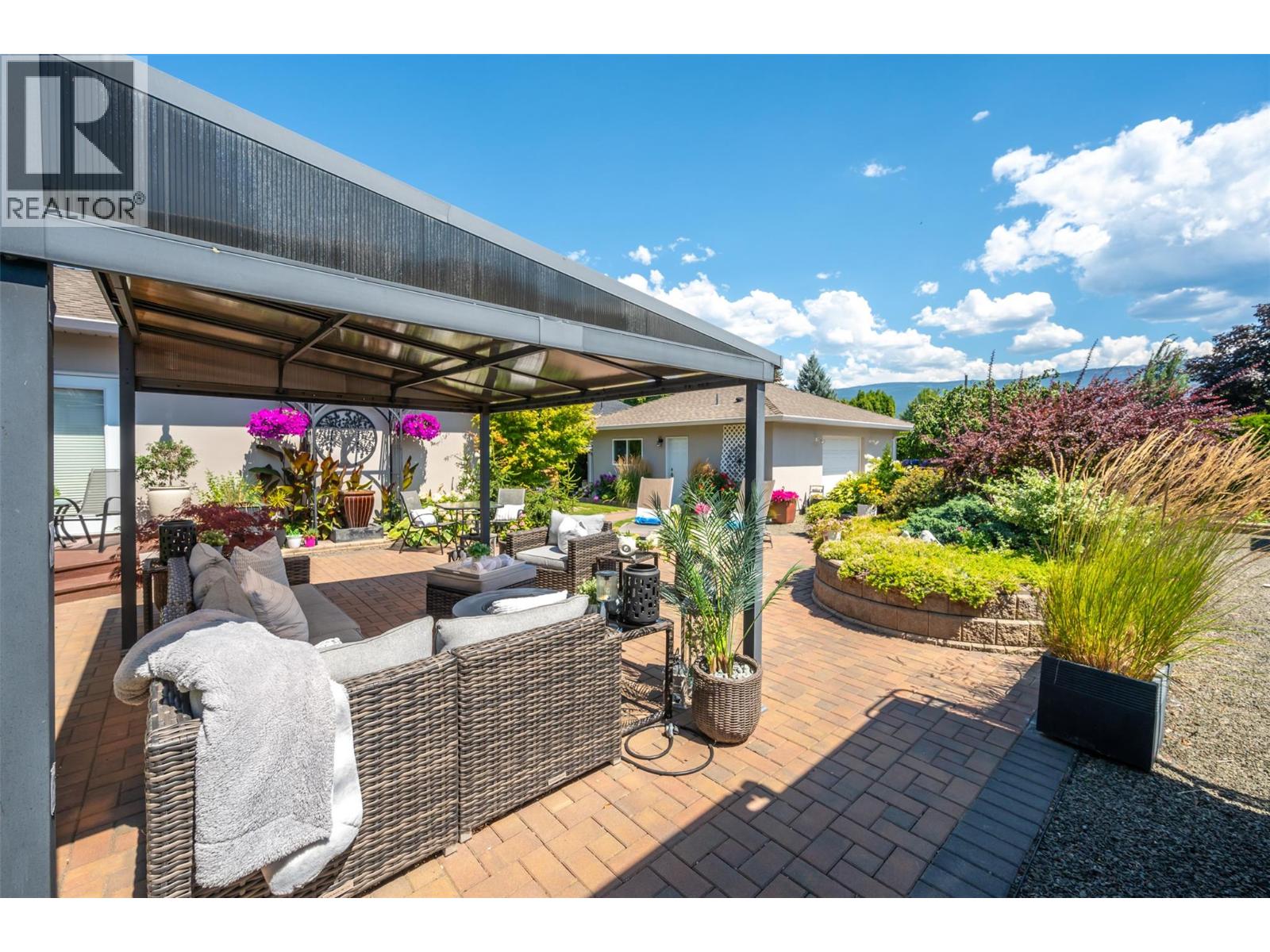 5091 Croil Avenue, Summerland