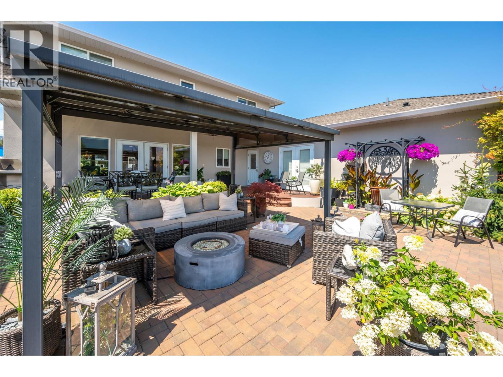 5091 Croil Avenue, Summerland