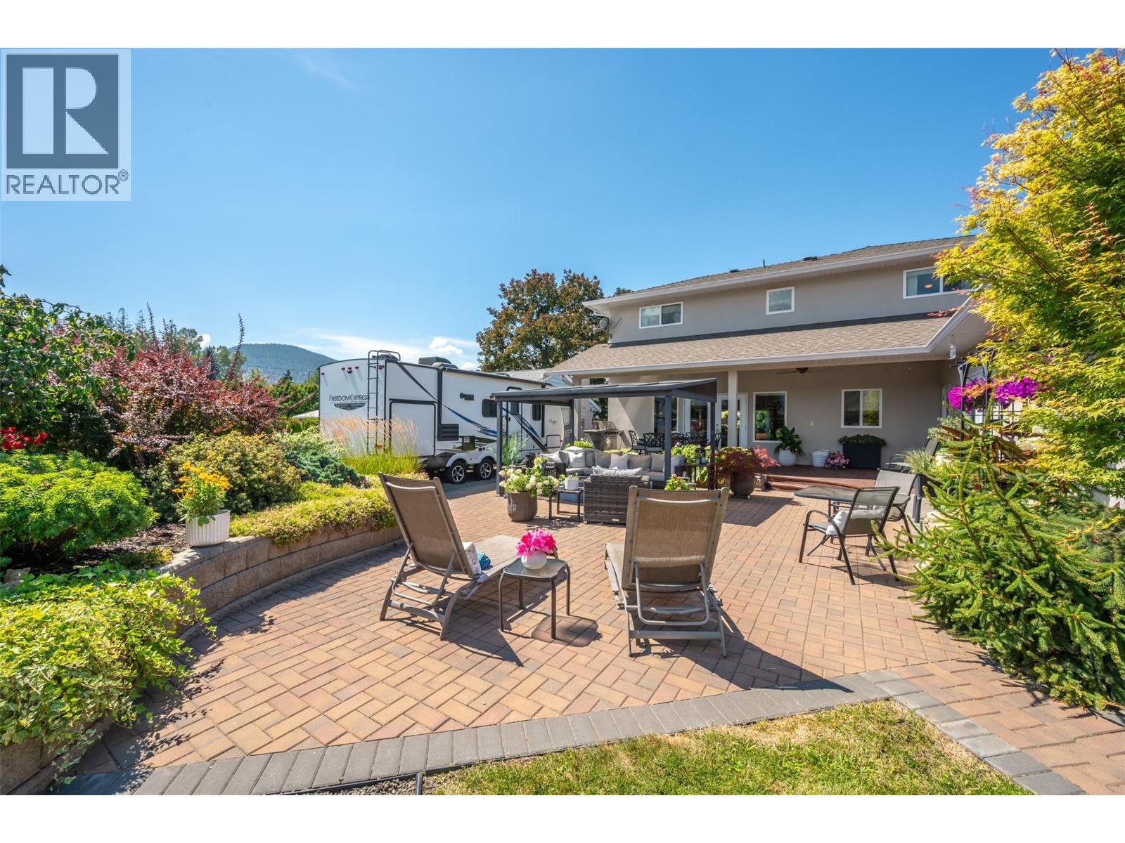 5091 Croil Avenue, Summerland