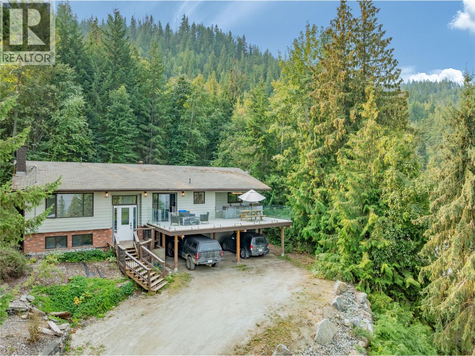 4018 Greaves Road - Main photo, Eagle Bay, British Columbia