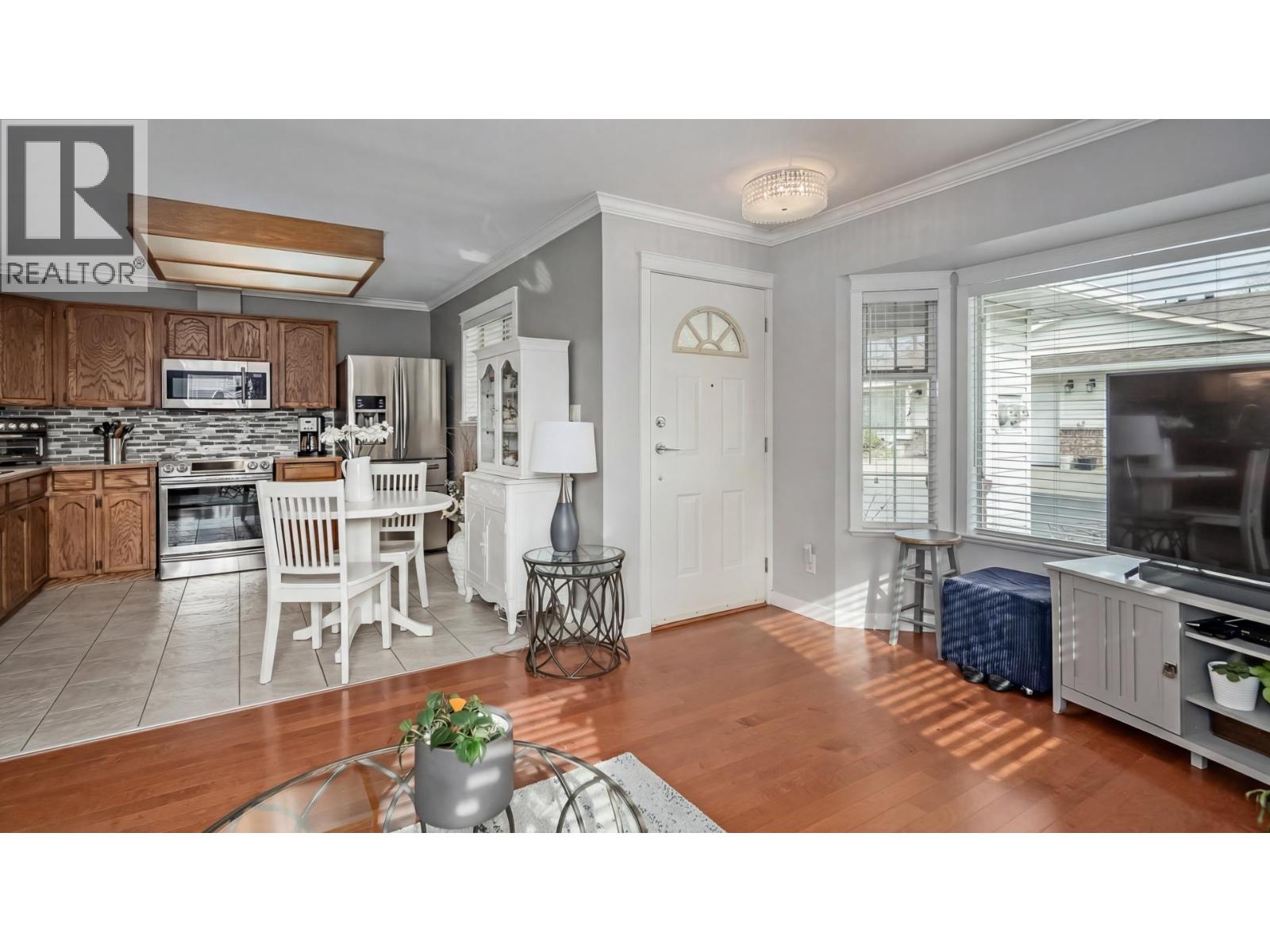 25 12276 189A AVENUE - Photo 4 of 25, Pitt Meadows, British Columbia