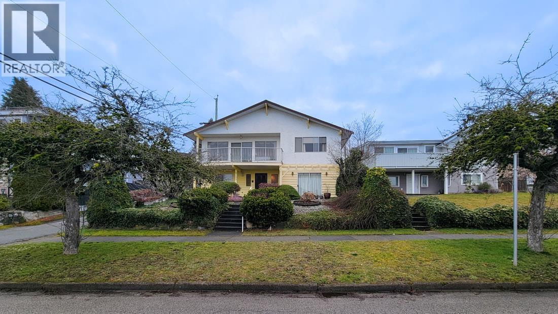 2155 BURQUITLAM DRIVE