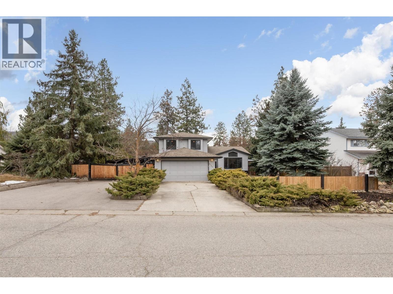 3745 Kimatouche Road, Kelowna