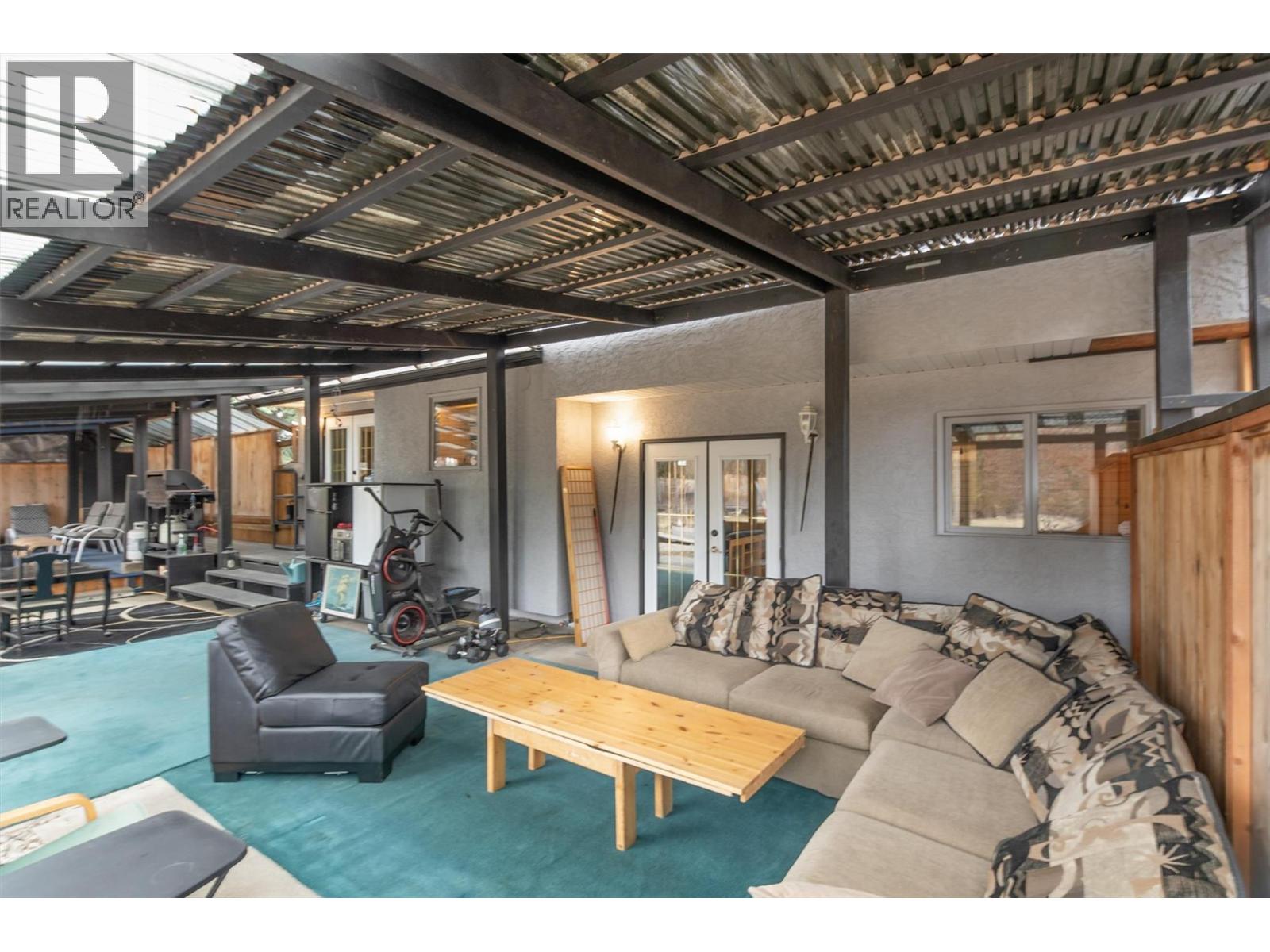 3745 Kimatouche Road, Kelowna