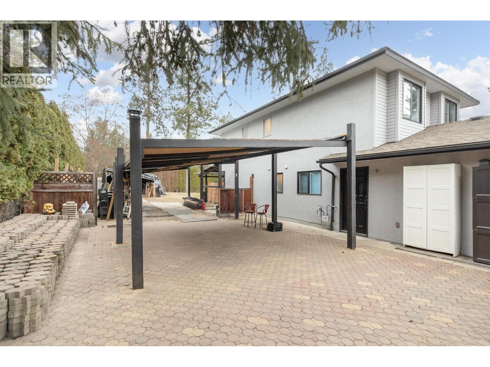 3745 Kimatouche Road, Kelowna