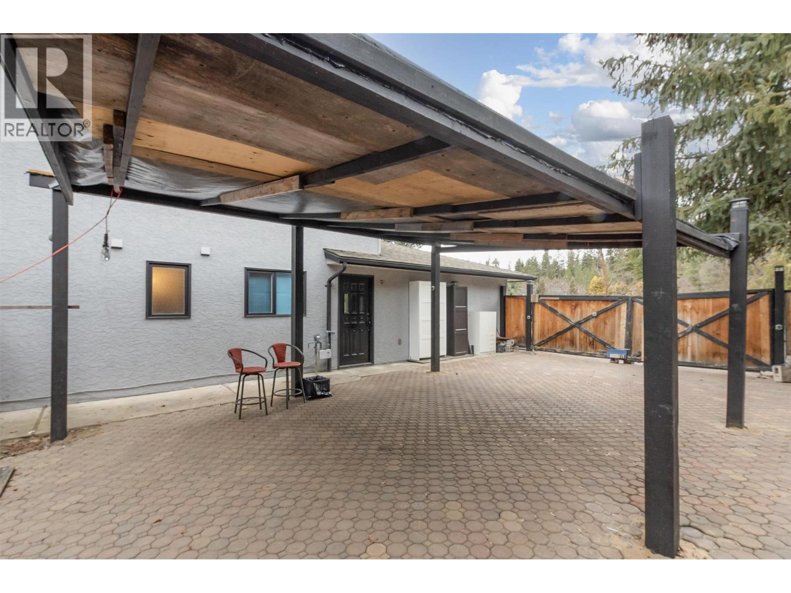 3745 Kimatouche Road, Kelowna