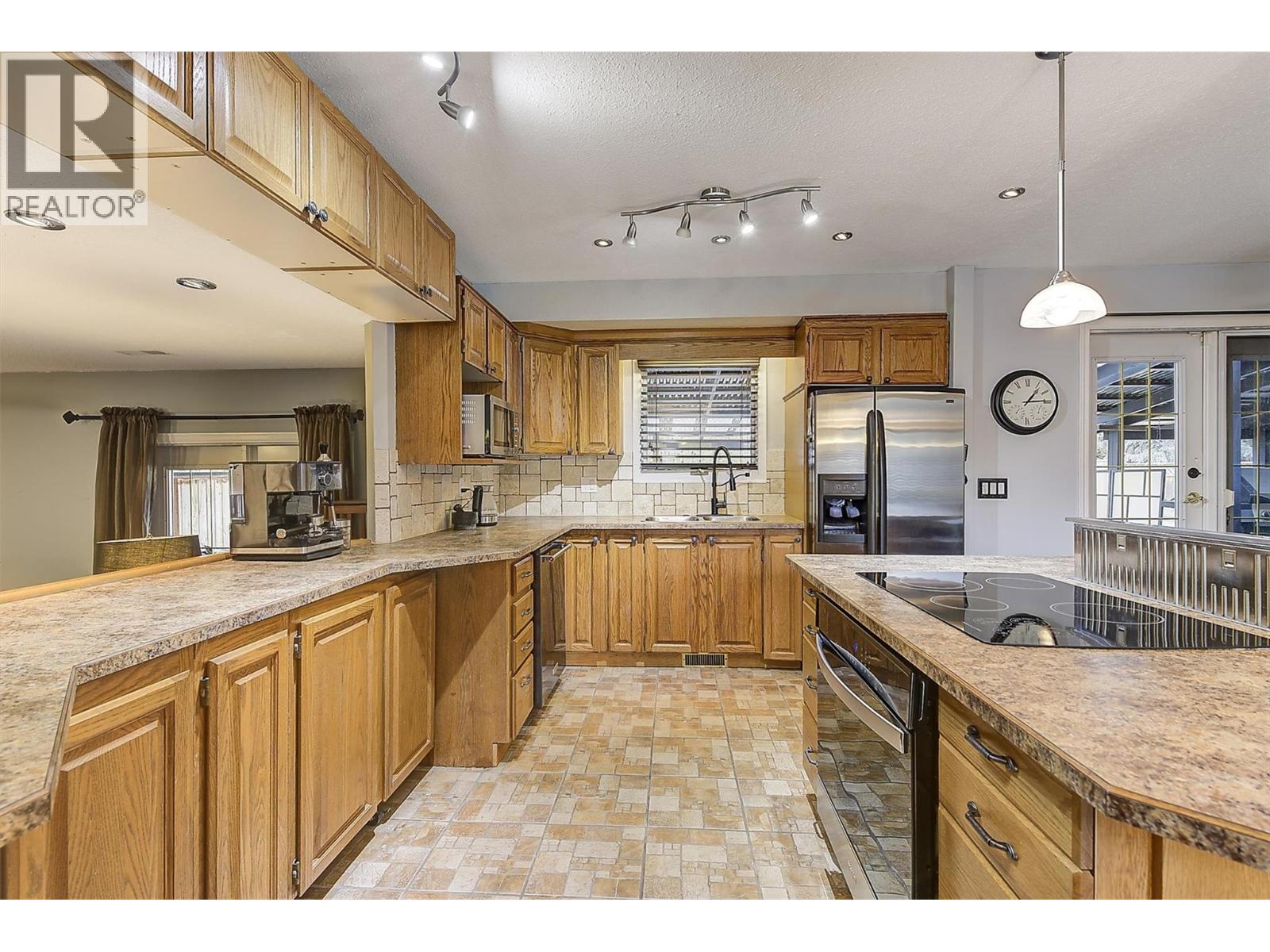 3745 Kimatouche Road, Kelowna