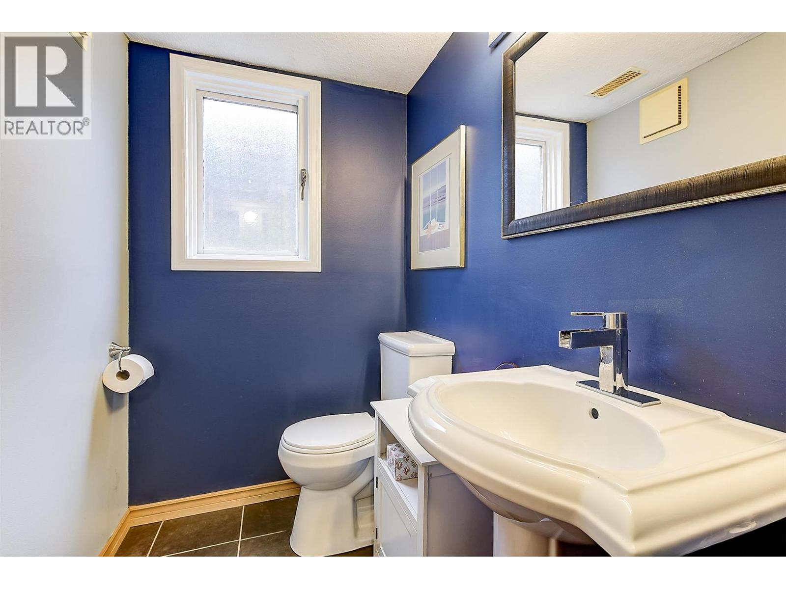 3745 Kimatouche Road, Kelowna