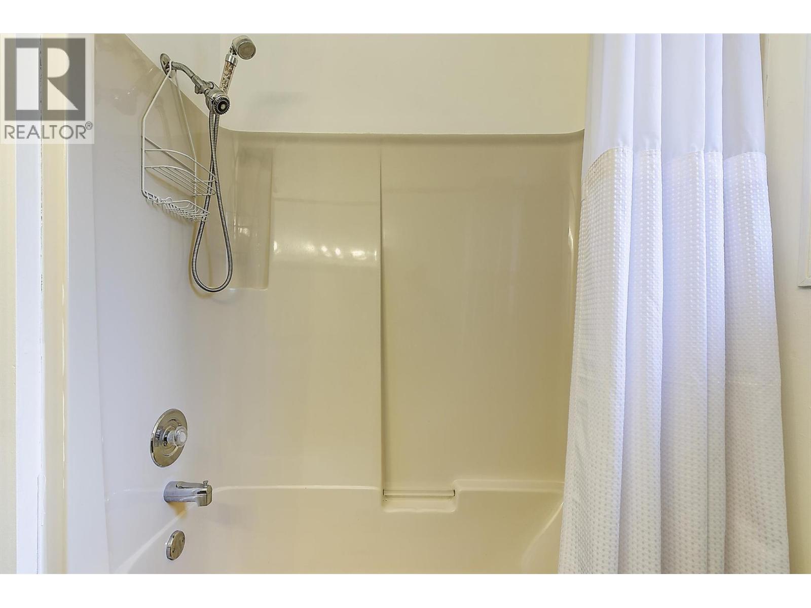 3745 Kimatouche Road, Kelowna